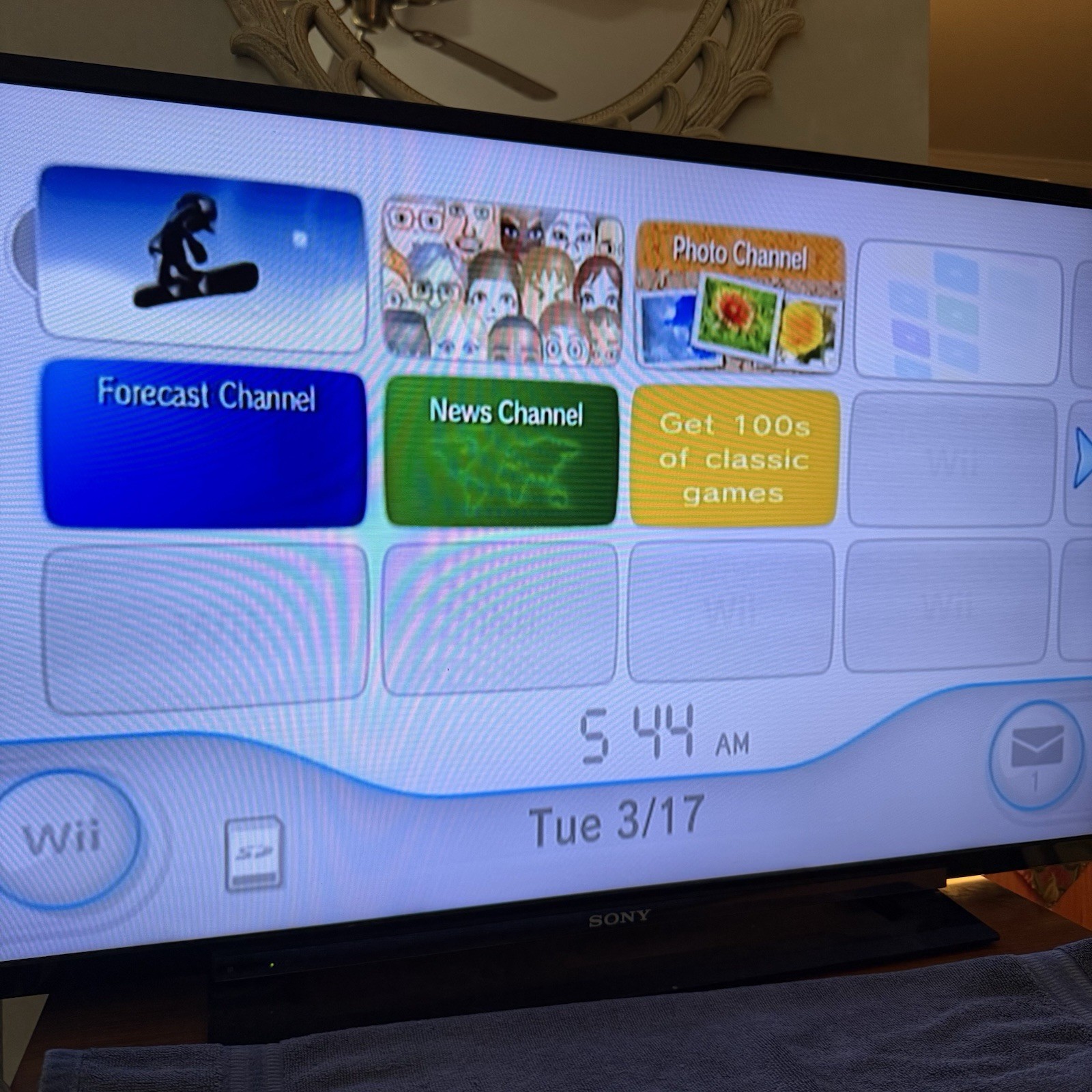 Nintendo Wii Console Bundle w/ Remote, Nunchuk Cords 3 Games Super Mario Galaxy