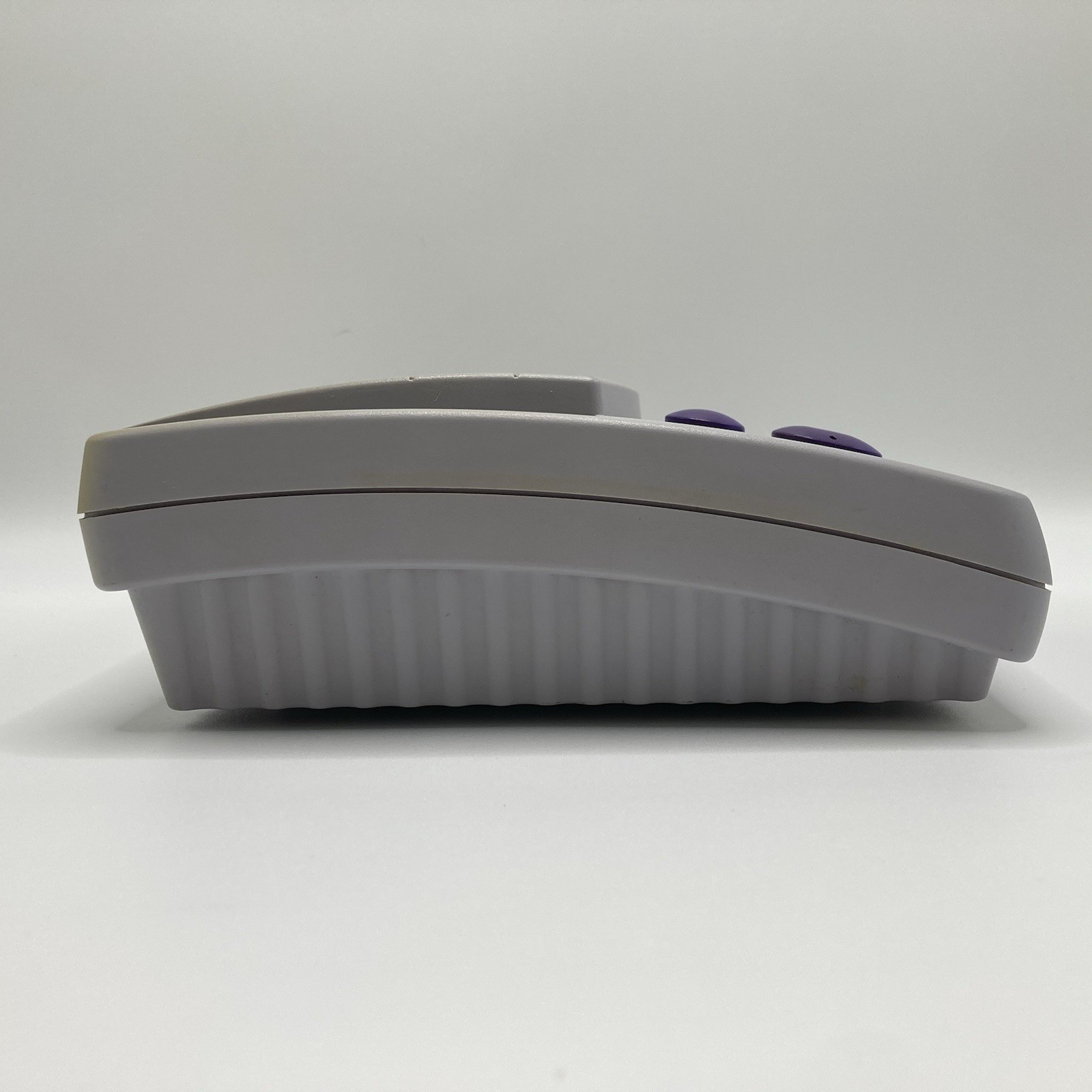 Super Nintendo Jr. SNES SNS-101 CONSOLE ONLY – Parts Only Did Not Power On