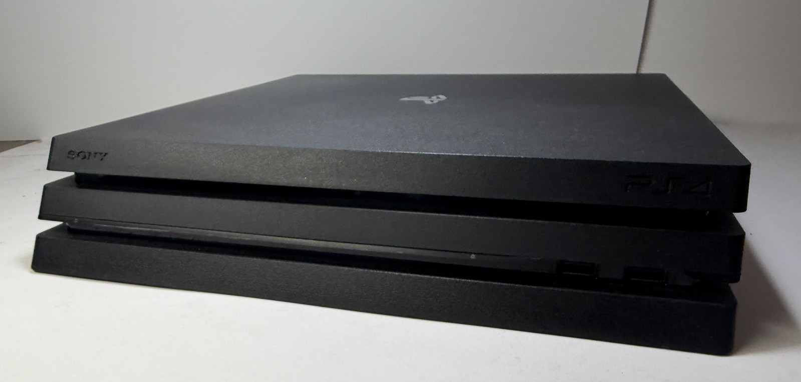 Sony PlayStation 4 Pro PS4 1TB Home Gaming Console Tested Working – Controller