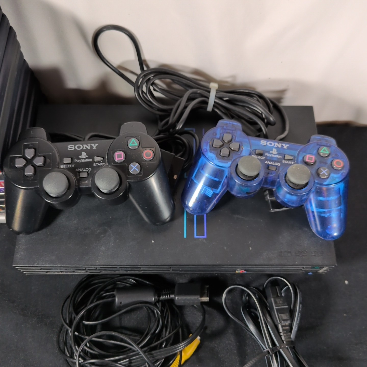 Sony PlayStation 2 PS2 Fat Console Bundle SCPH-39001 + 15 Games + 2 Controllers