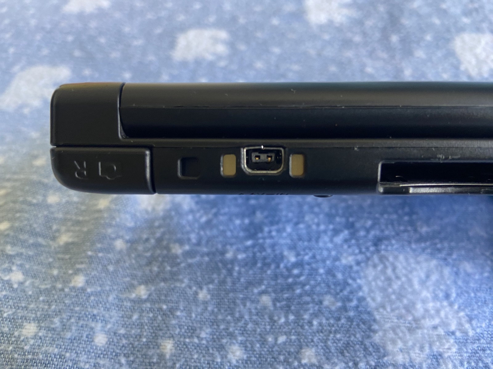 Nintendo 3DS XL BLUE – READY TO USE – Cleaned & Restored – Charger + Stylus