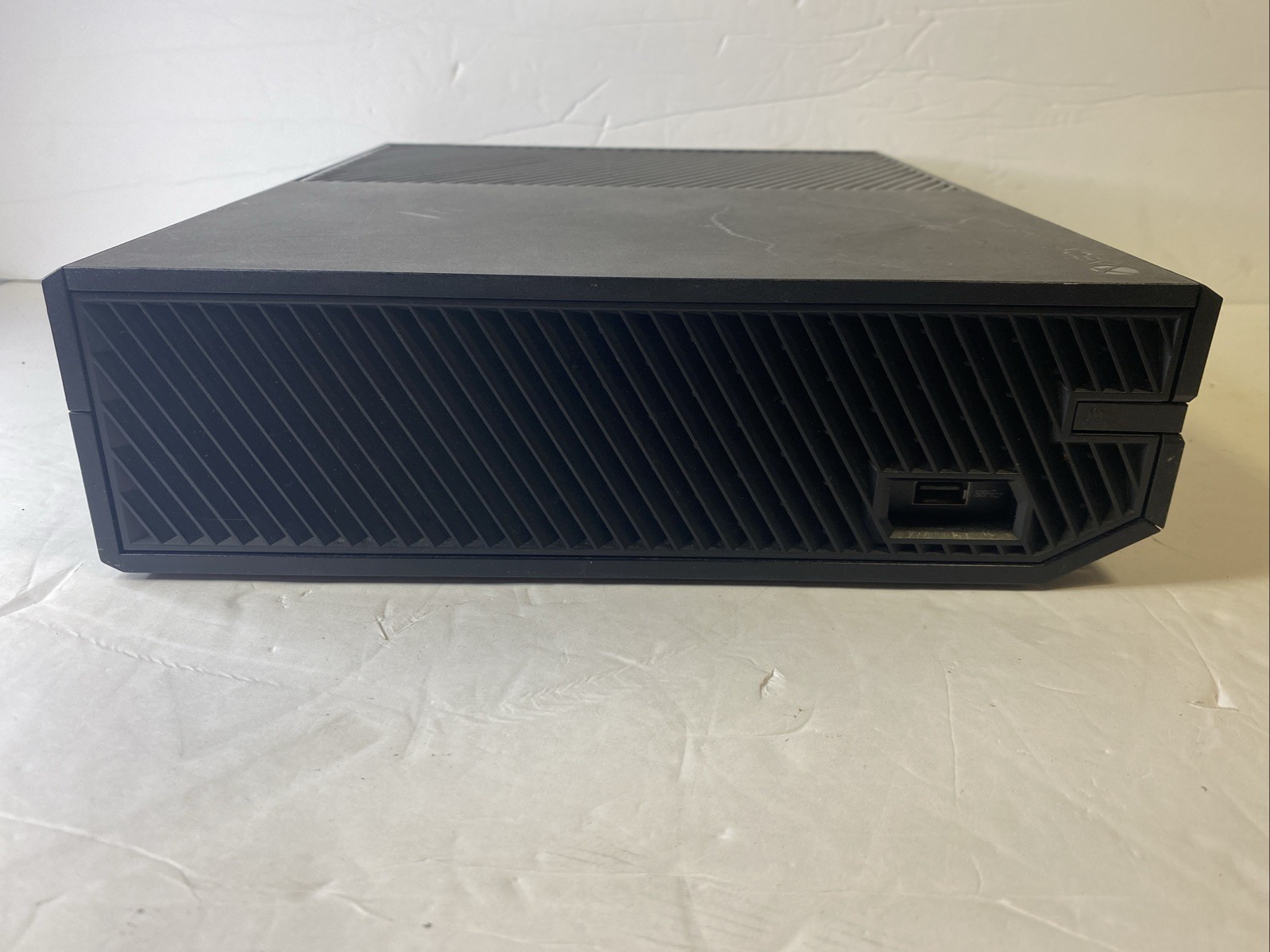 Microsoft Xbox One 500GB Console Gaming System Only Black 1540