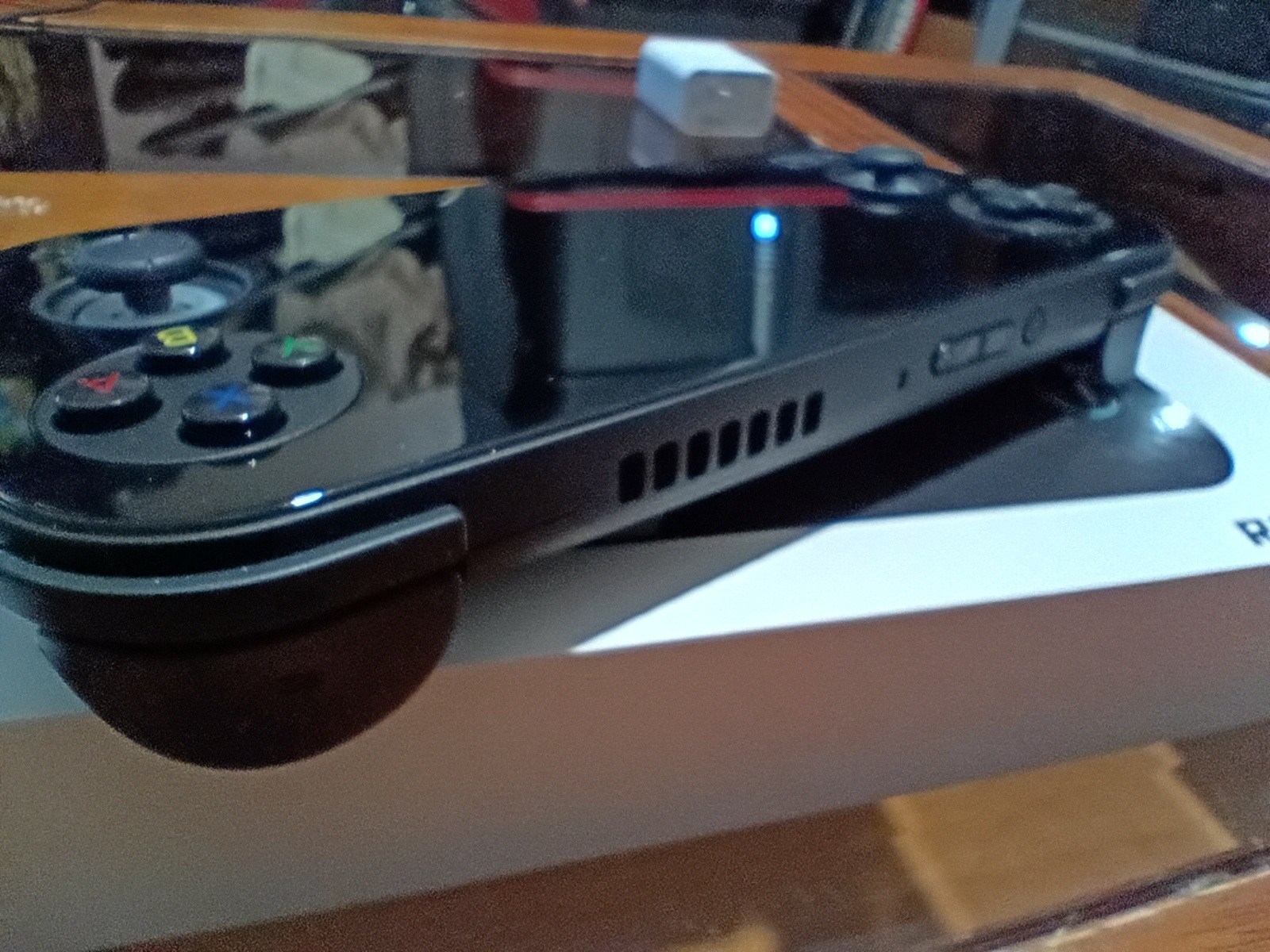 Anbernic RG 476H – Includes Custom 256GB SD Card **Mint Condition 😍