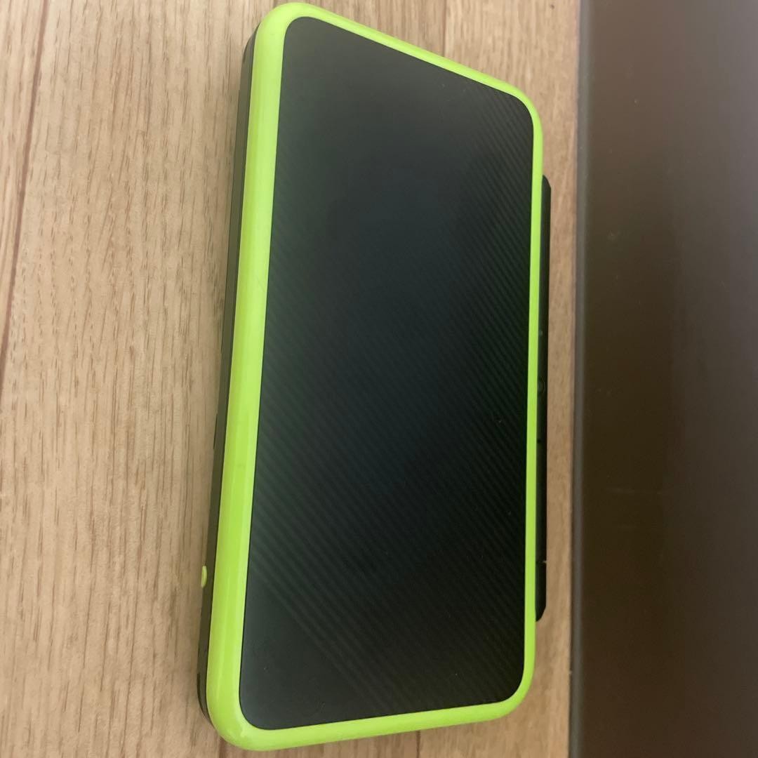 3DS/2DS/DS New 2Ds Ll Black/Green With Soft Japan