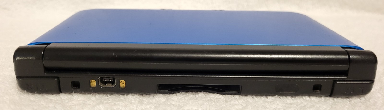 Nintendo 3DS XL Blue & Black Handheld Console System w/ Charger, Stylus, SD Card