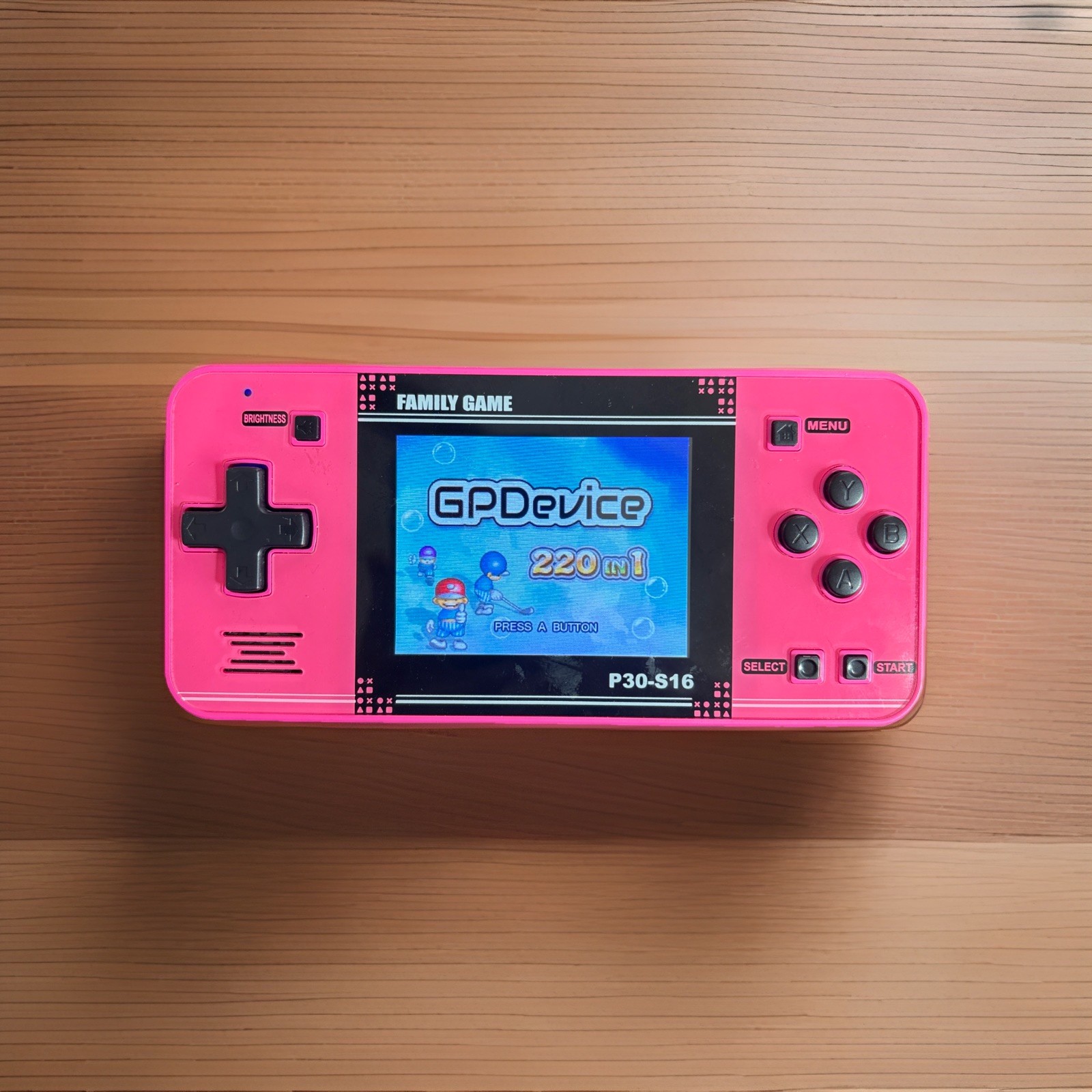 Portable Handheld Game Console – 220 Retro Games Pink WORKS!