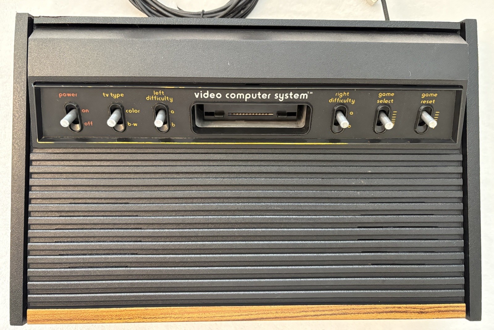 TESTED Atari 2600 Beautiful Heavy Sixer Console Low Serial Sunnyvale USA – Video