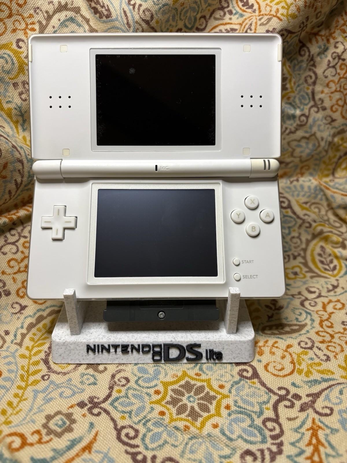 Cleaned/Conditioned Nintendo DS Lite USG-001 Polar White