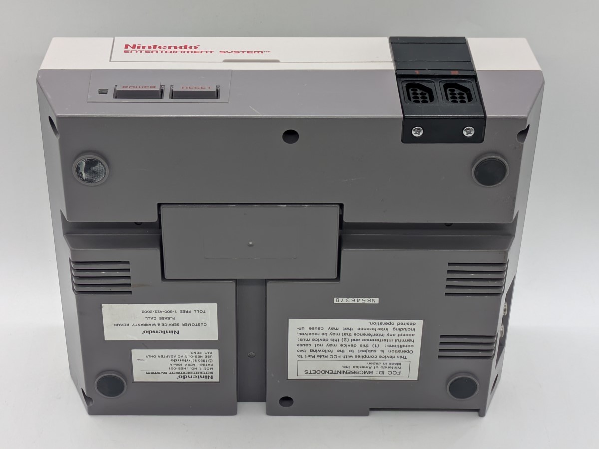 NINTENDO Entertainment System NES NES-001 1985 Original Vintage Cons (EC2030322)