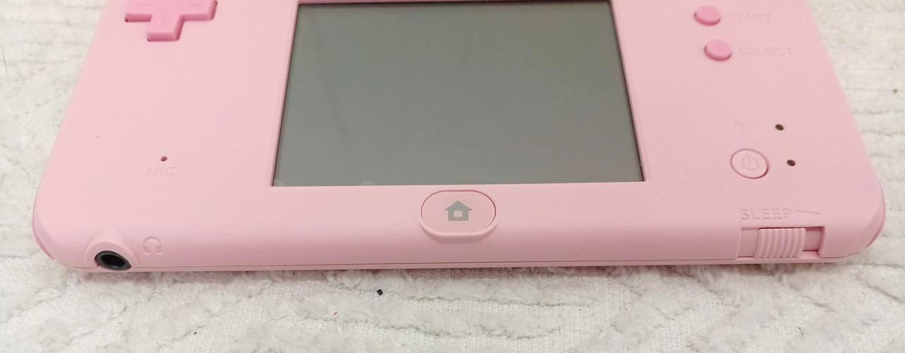 Nintendo 2DS Pink Console FTR-001 Handheld With Box, Charger No Software