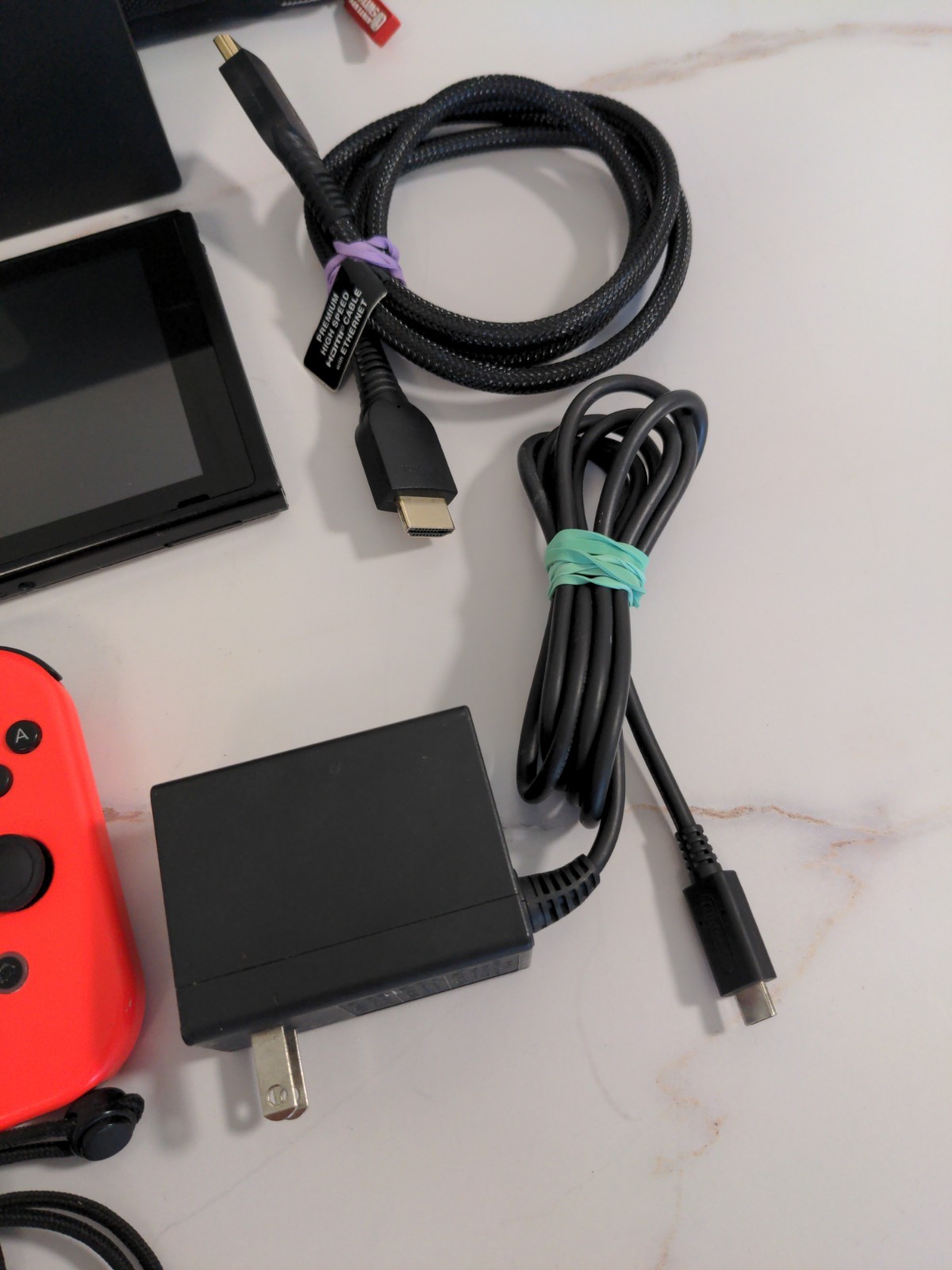 Nintendo Switch Lot Handheld Console Gray Joy-Cons 5 Games Carrying Case TESTED