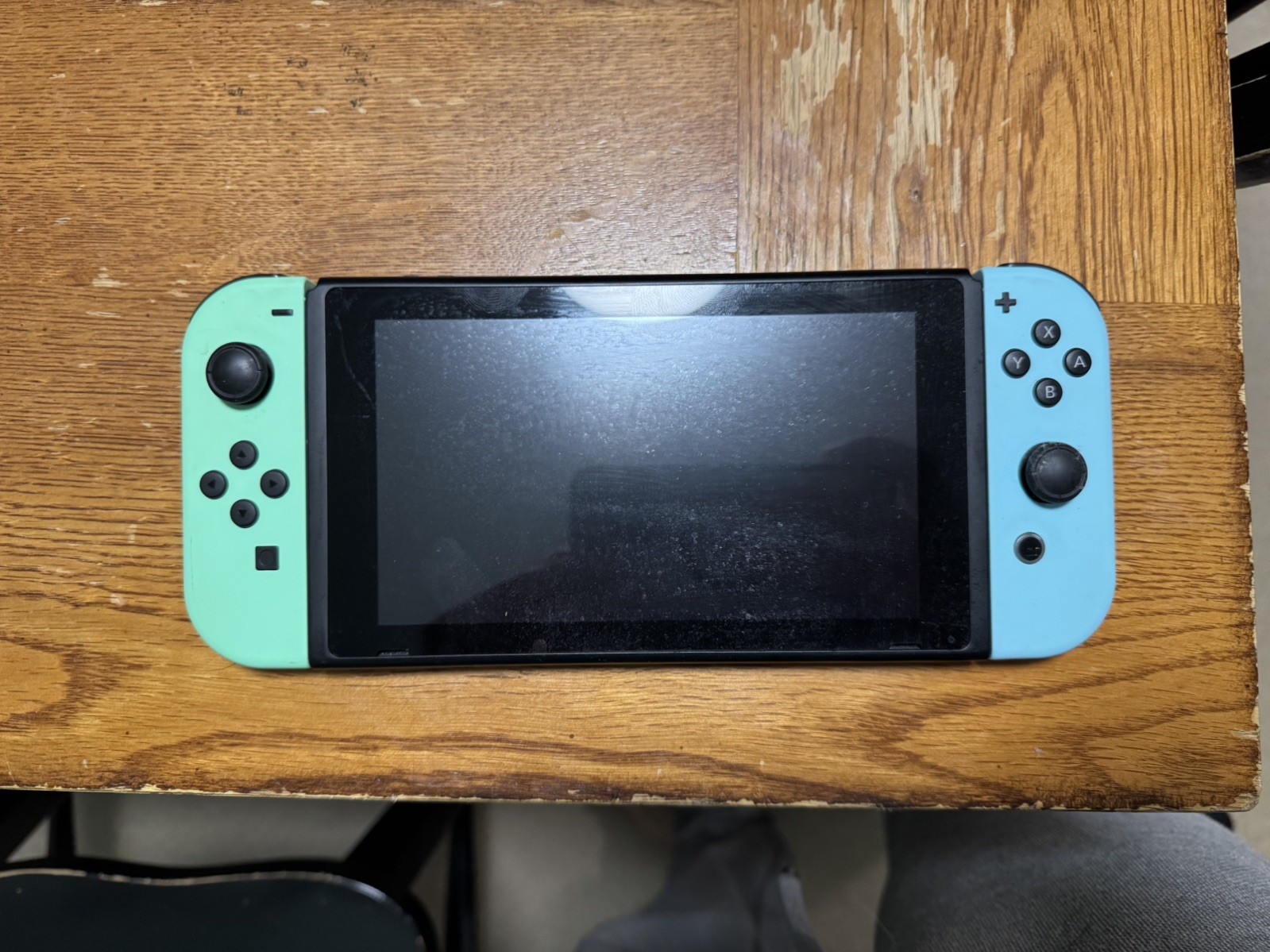 Nintendo switch Animal Crossing New Horizons edition and dock, no cables