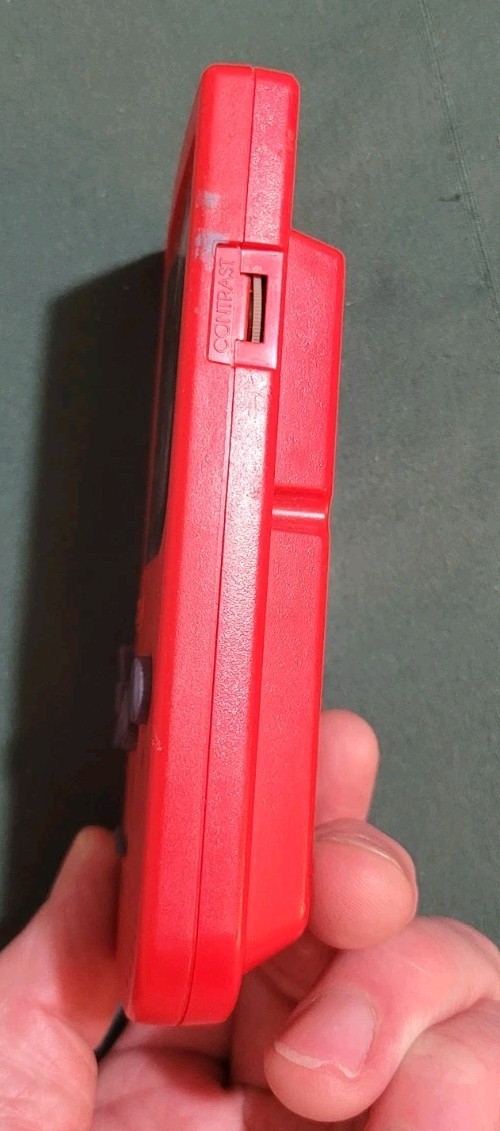 Gameboy Pocket – Red – Does Not Turn On – No Battery Cover