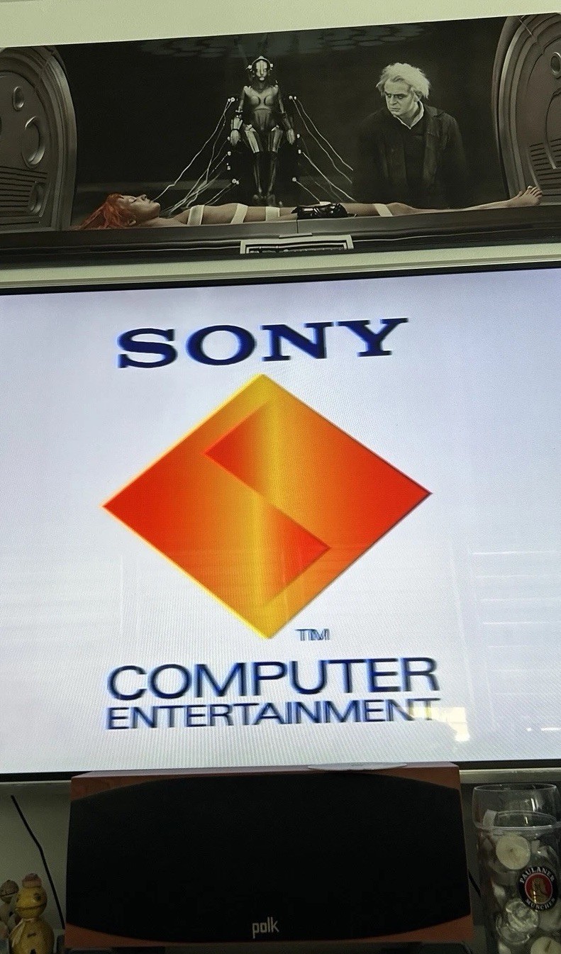 Sony PS1 SCPH-7501 Tested Working Bundle 2 Controllers AV Cord + Game