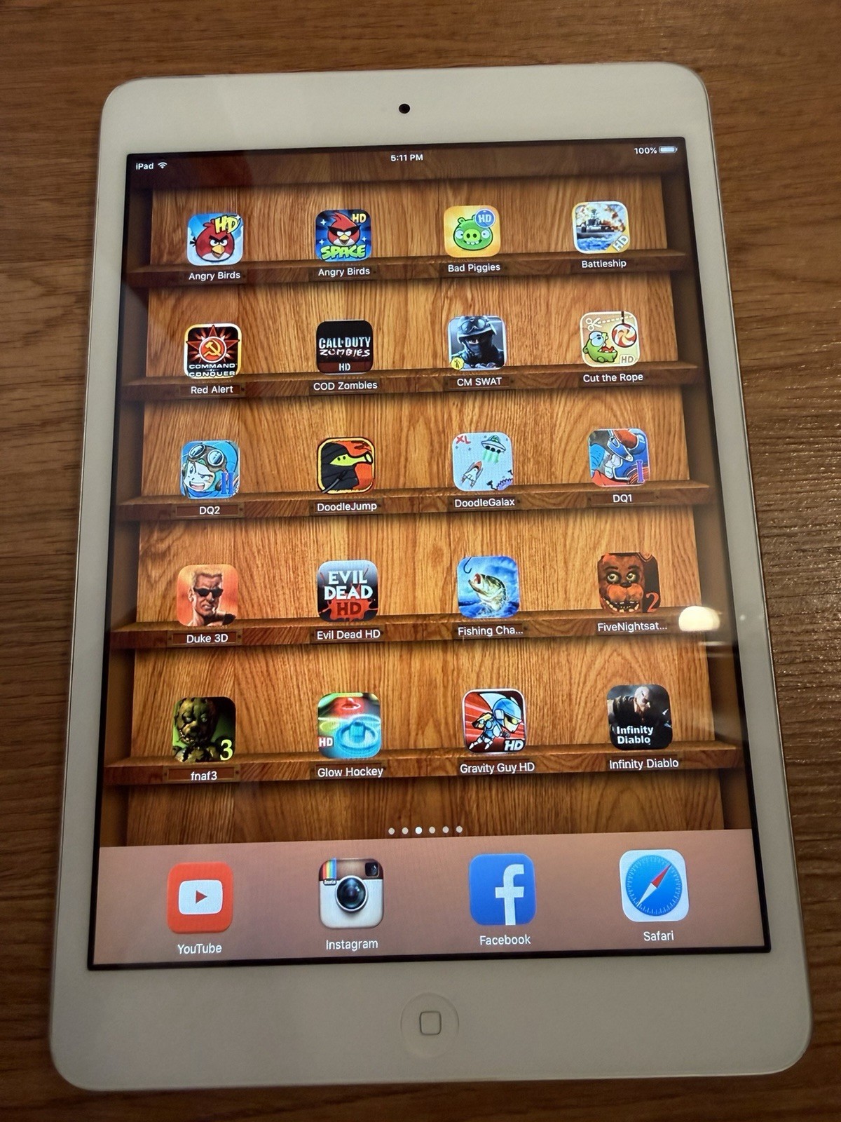 100 Rare Retro Games iPad Mini 1st Gen 16GB Contra Soulcalibur Six-gun Lego