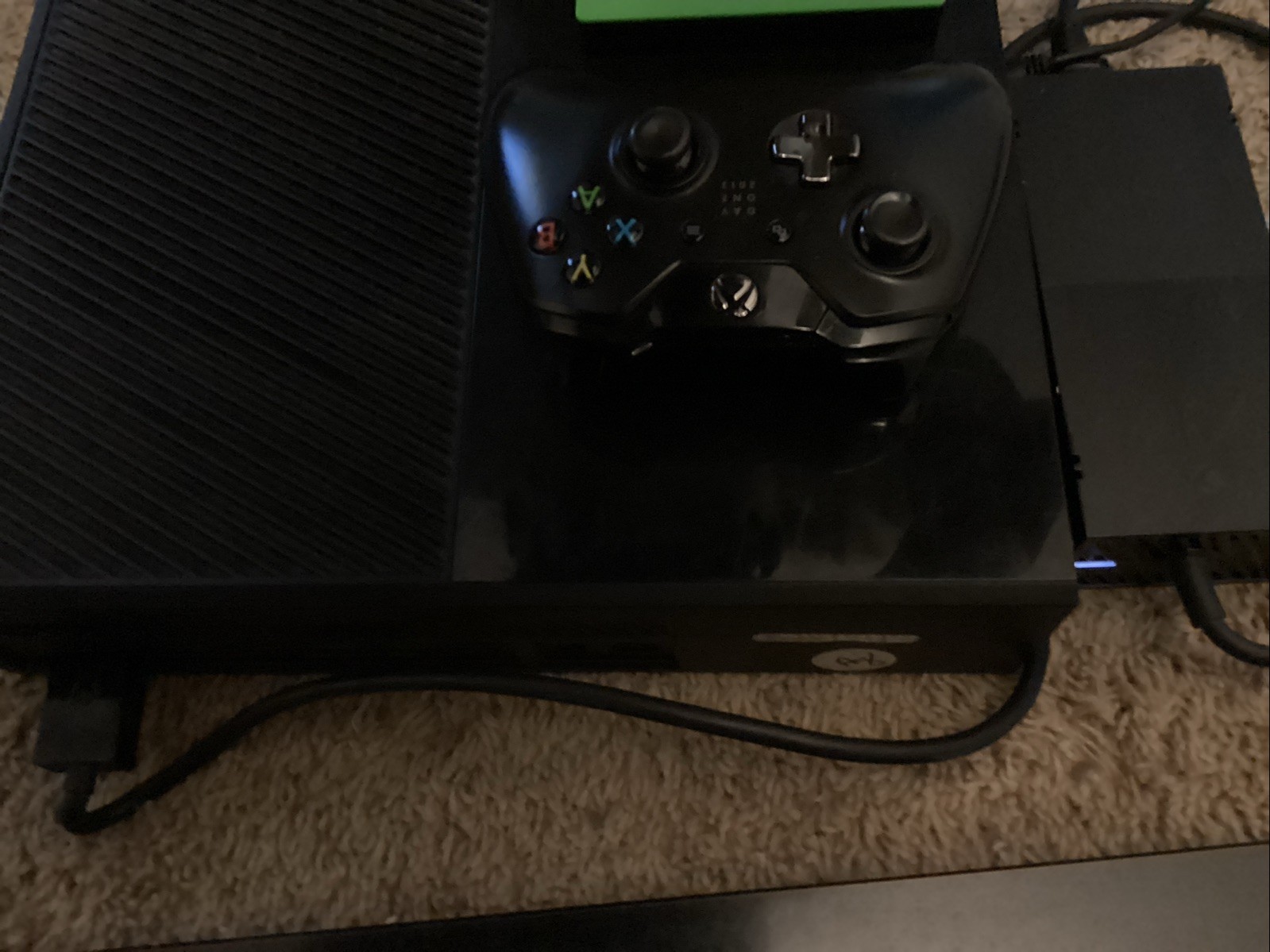 Microsoft Xbox One with Kinect 500GB Black Console – 7UV-00077