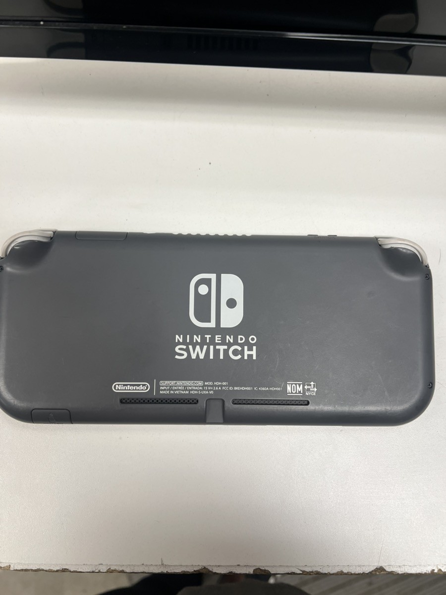 GREY NINTENDO SWITCH LIGHT HDH-001 WITH CASE. NO CHARGER (P03066283)