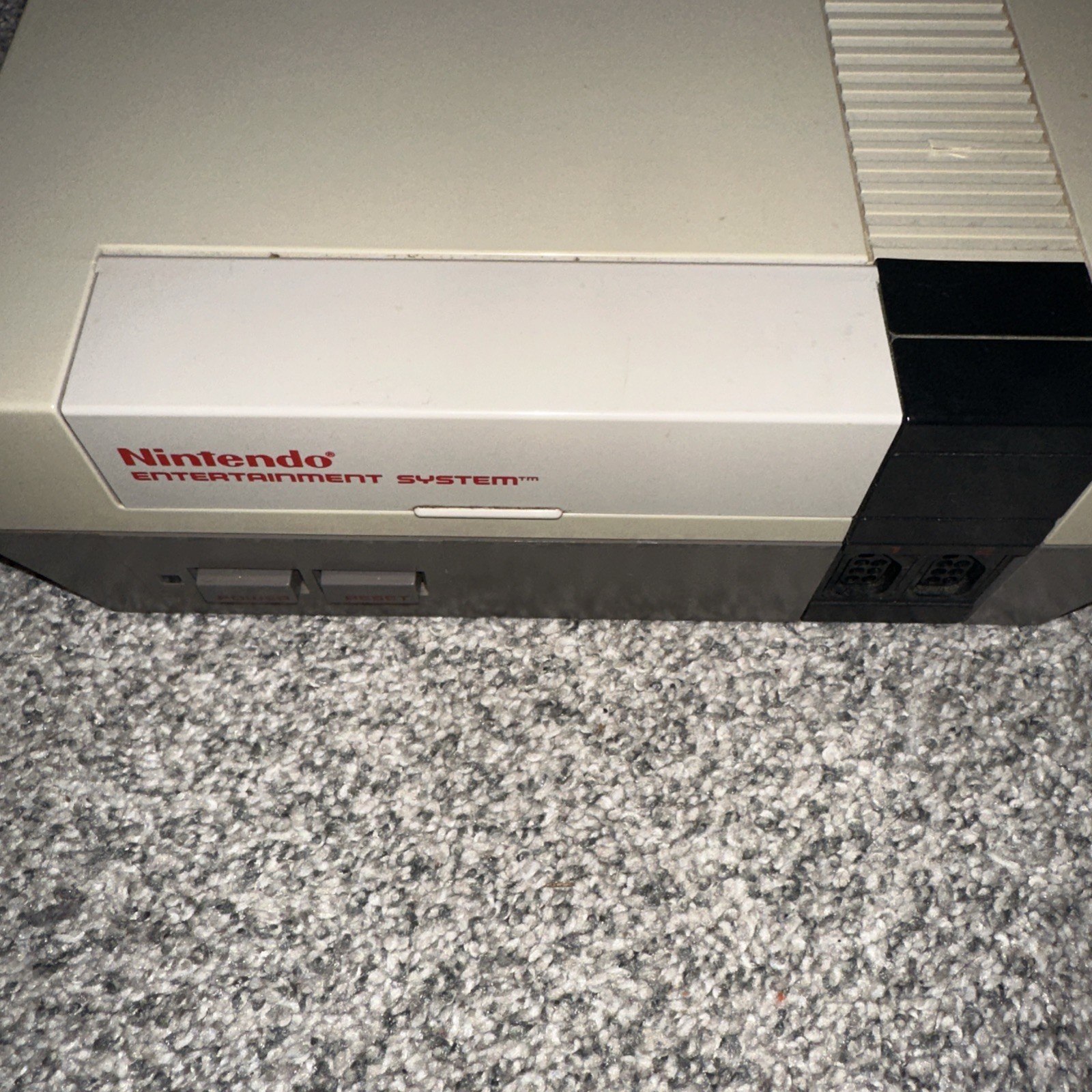 NES Nintendo System Console NES-001 6 Game Bundle! 2 Controllers, Zapper, Etc.