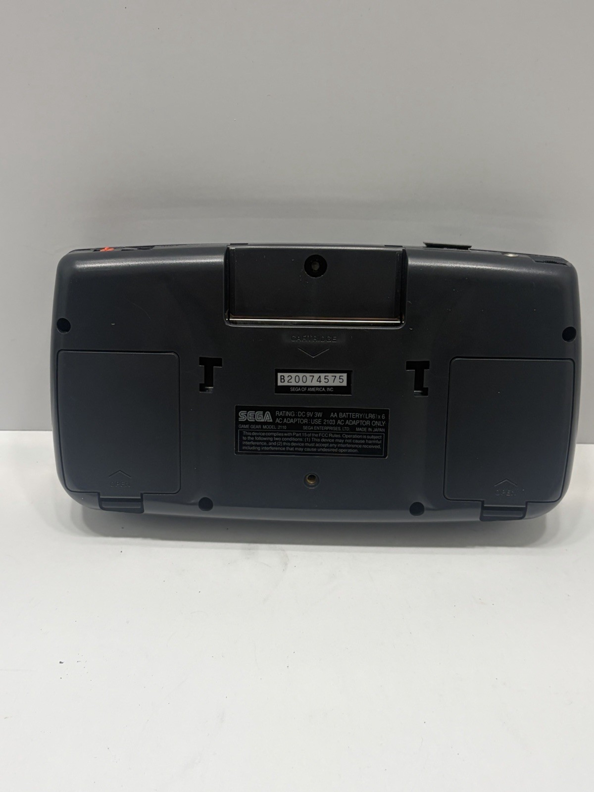 SEGA Game Gear Handheld System – Black Fuse For Sound Is out. Great Condition