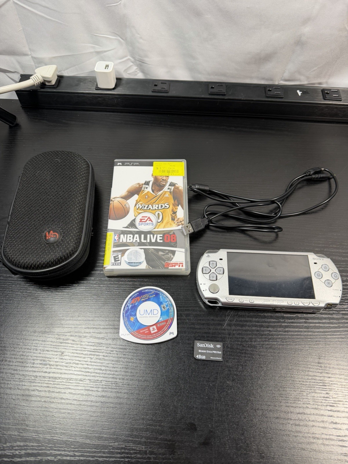 Sony Silver Playstation Portable PSP-2001 New Battery USB Cable 2 Games & Case