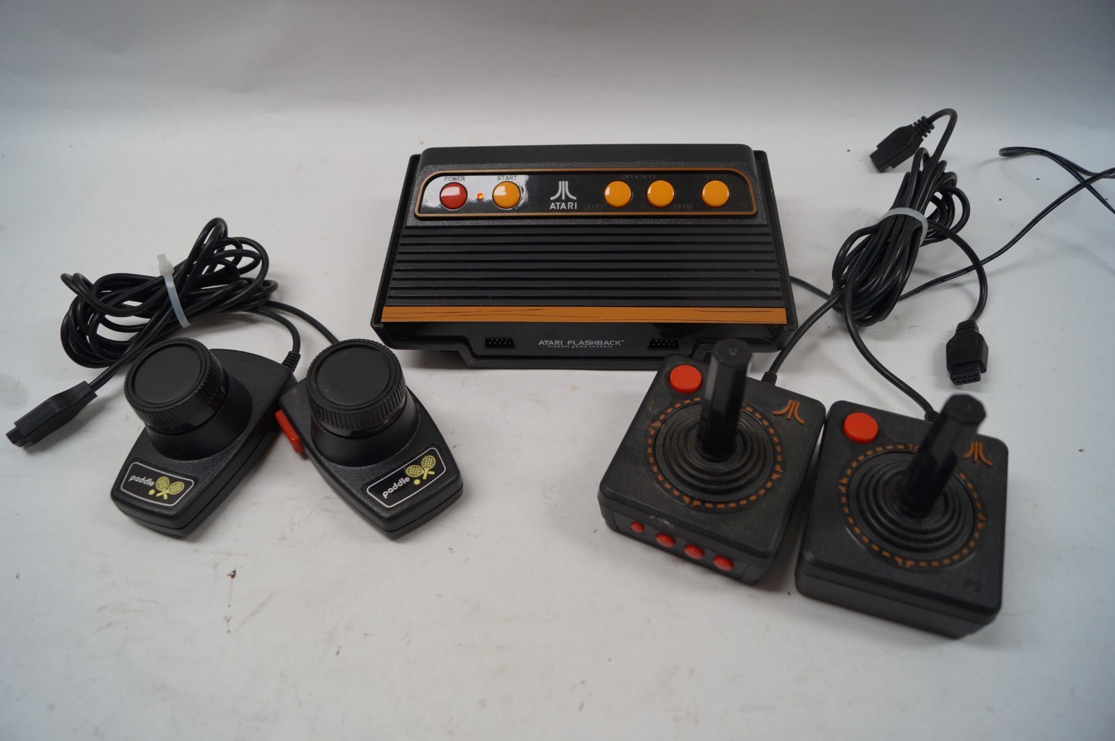 ATARI AR3050S FlashBack 9 Classic Game Console with Controllers WORKING E343