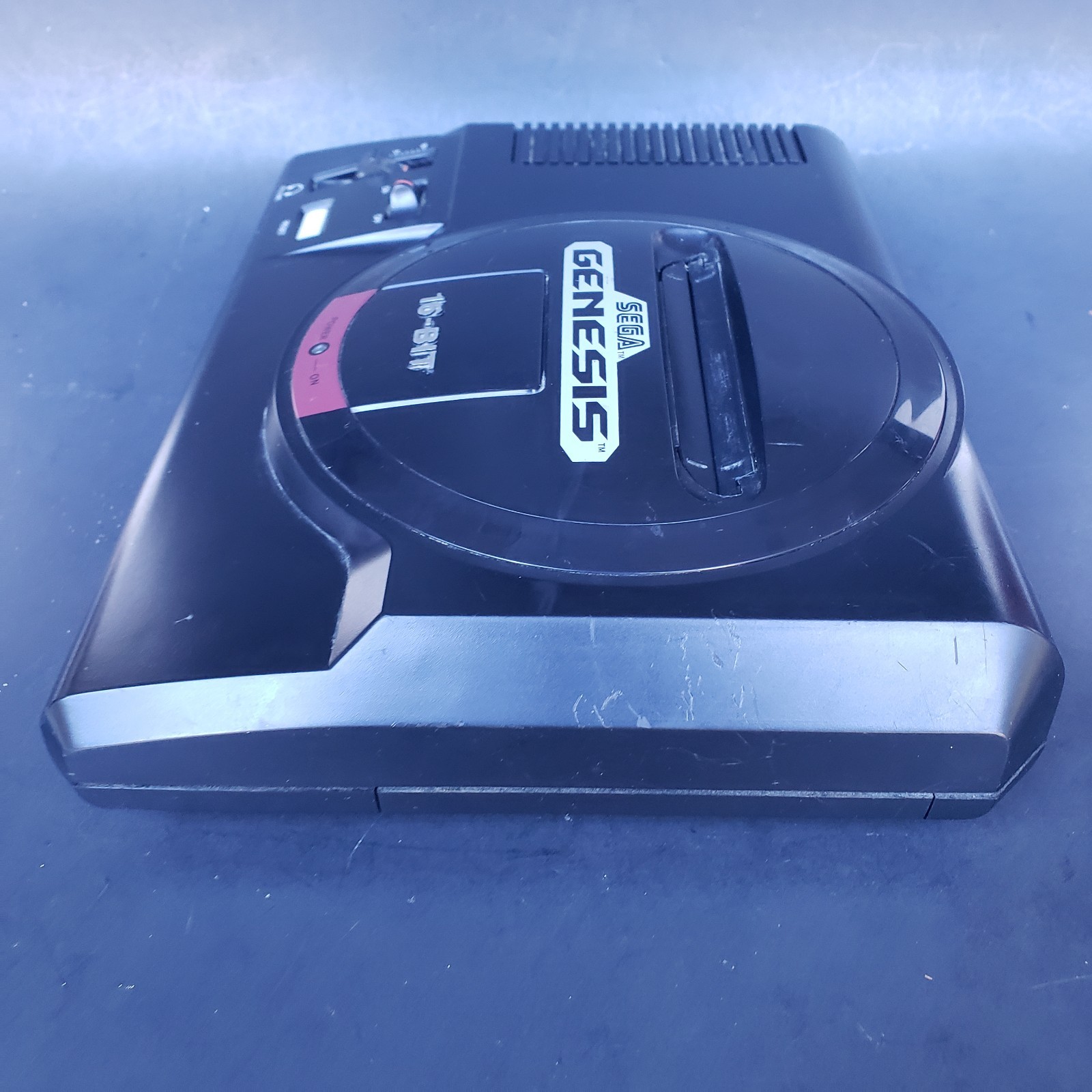 Sega Genesis 1601 16-Bit Console Bundle With Controller & Cables Tested Works