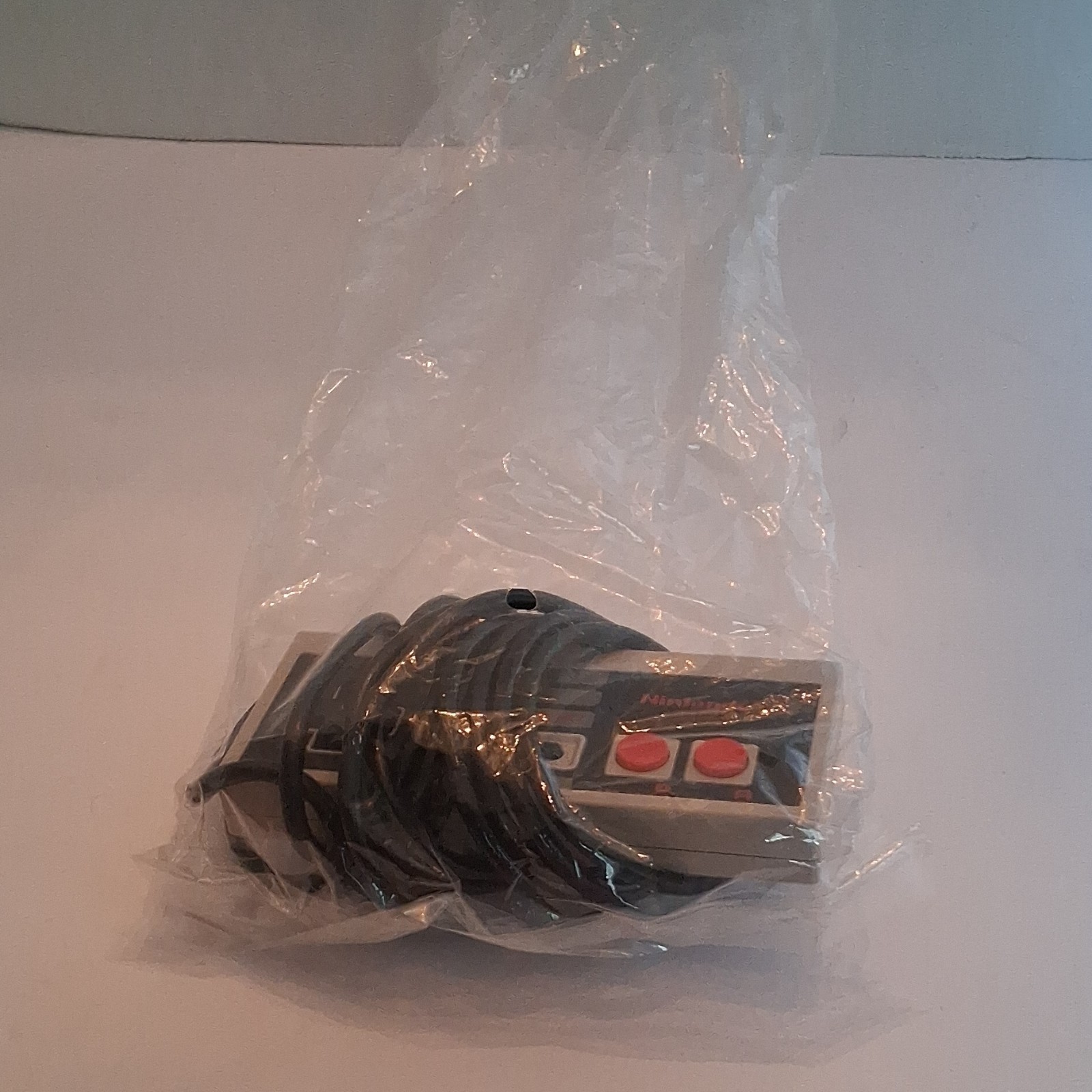 Nintendo NES Action Set NES-001 NTSC-U/C w Zapper SMB/Duck Hunt In Box