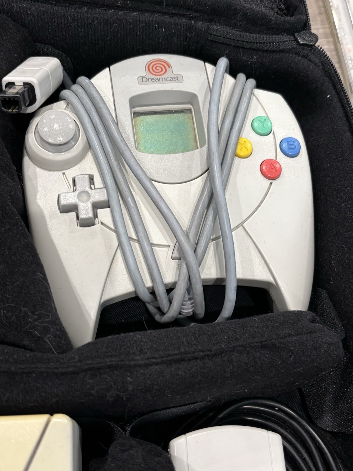 Vintage Sega Dreamcast Bundle HKT-3020 Carrying Case 7 Games