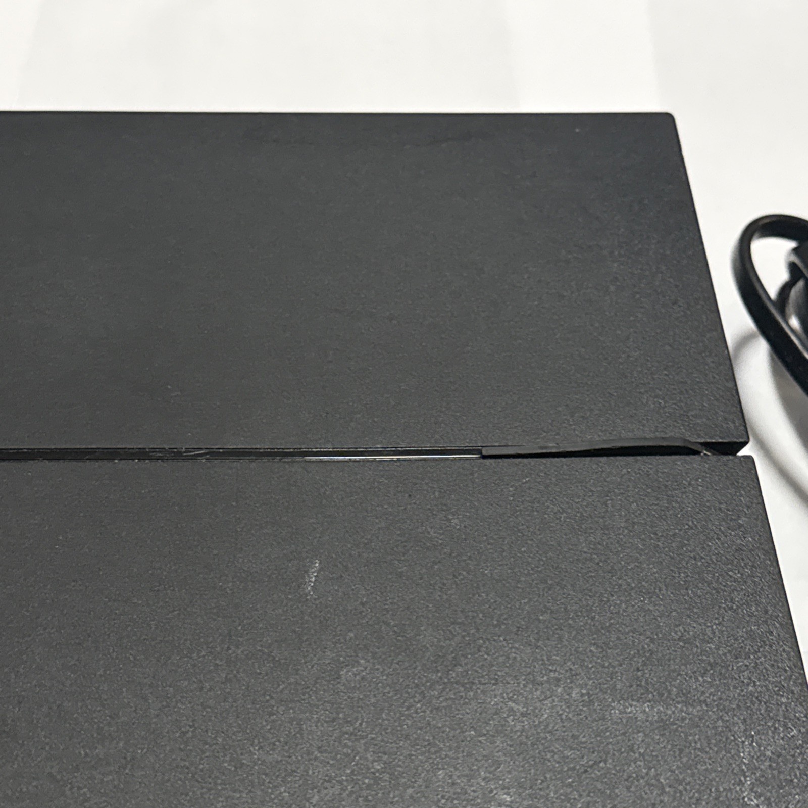 Sony PlayStation 4 PS4 Console Game System CUH-1001A w/ Cords