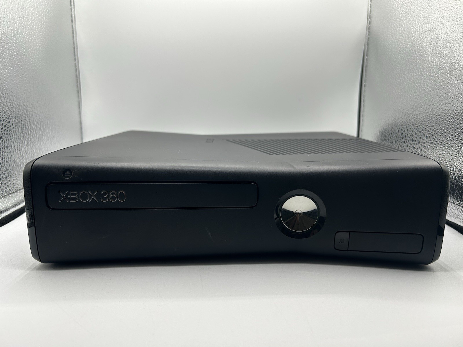 Microsoft Xbox 360 S 1439 4gb Console System Bundle – Tested and Works