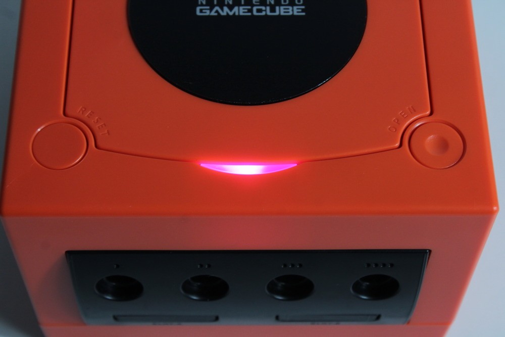 Nintendo Gamecube Console Warm Red x Black AC S-Video to HDMI NTSC-U/C Pink LED