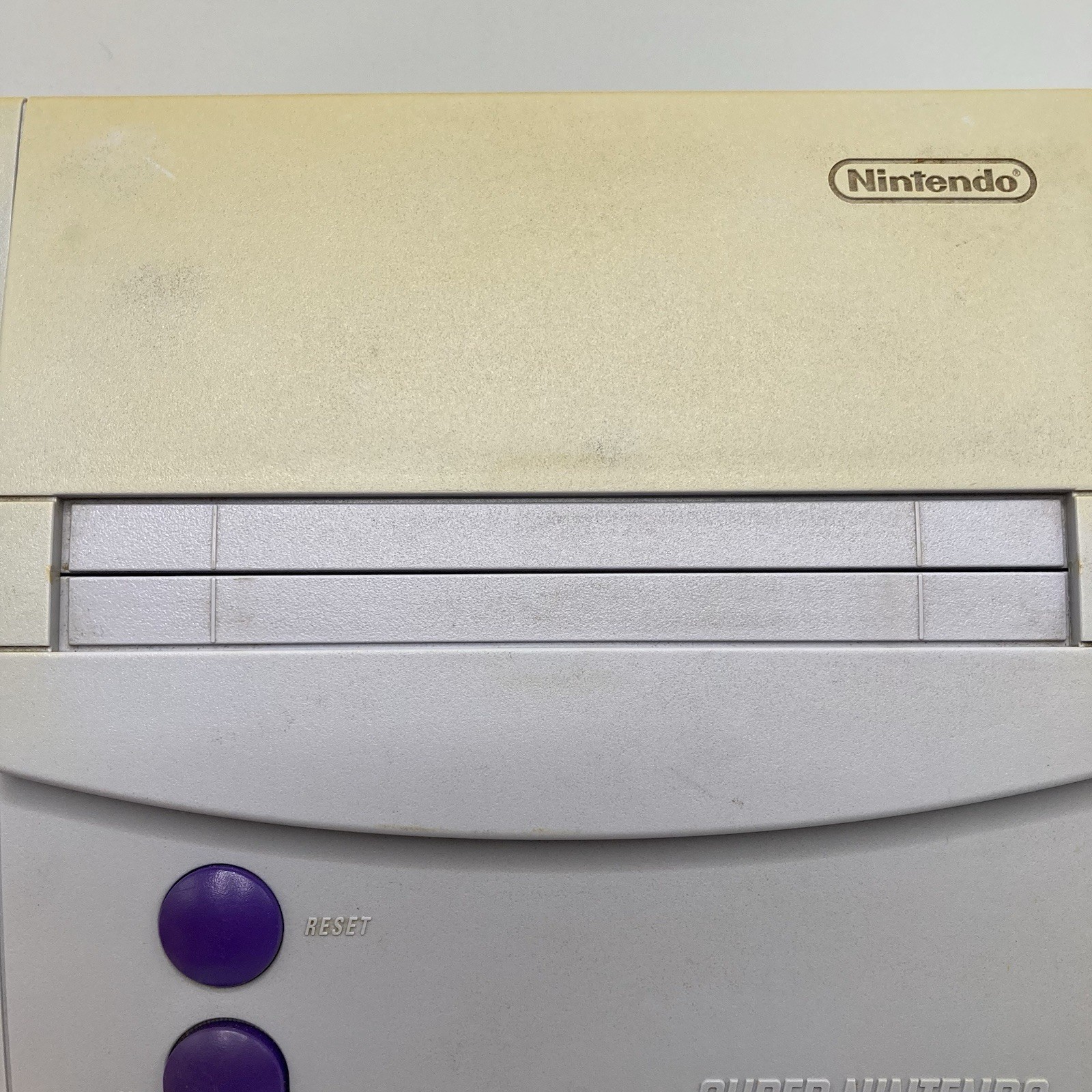 Super Nintendo Jr. SNES SNS-101 CONSOLE ONLY – Parts Only Did Not Power On