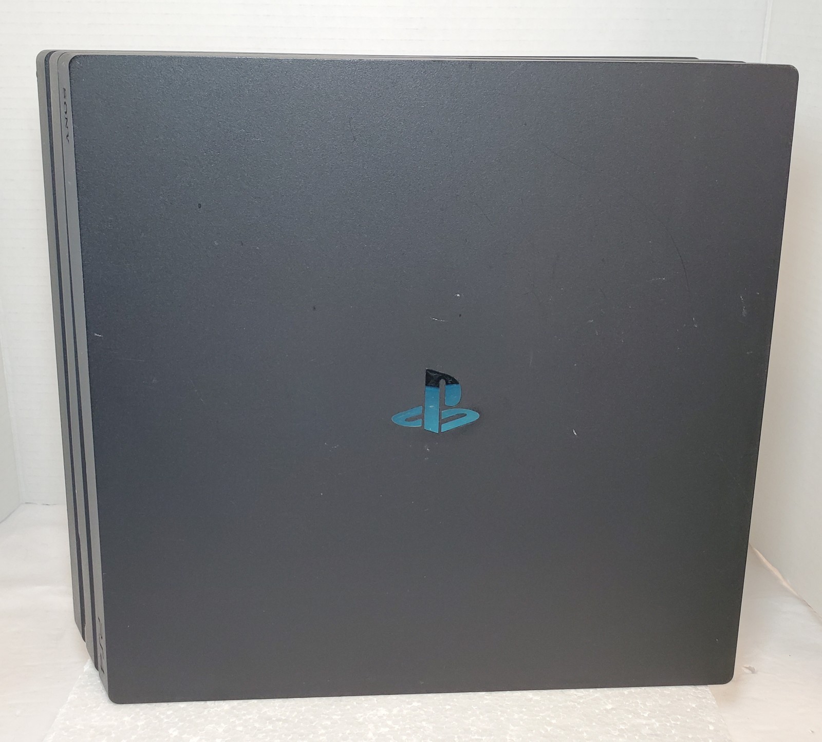 Sony PlayStation 4 PS4 Pro (CUH-7015B) 1TB w. Controller Cables & Games TESTED✅️