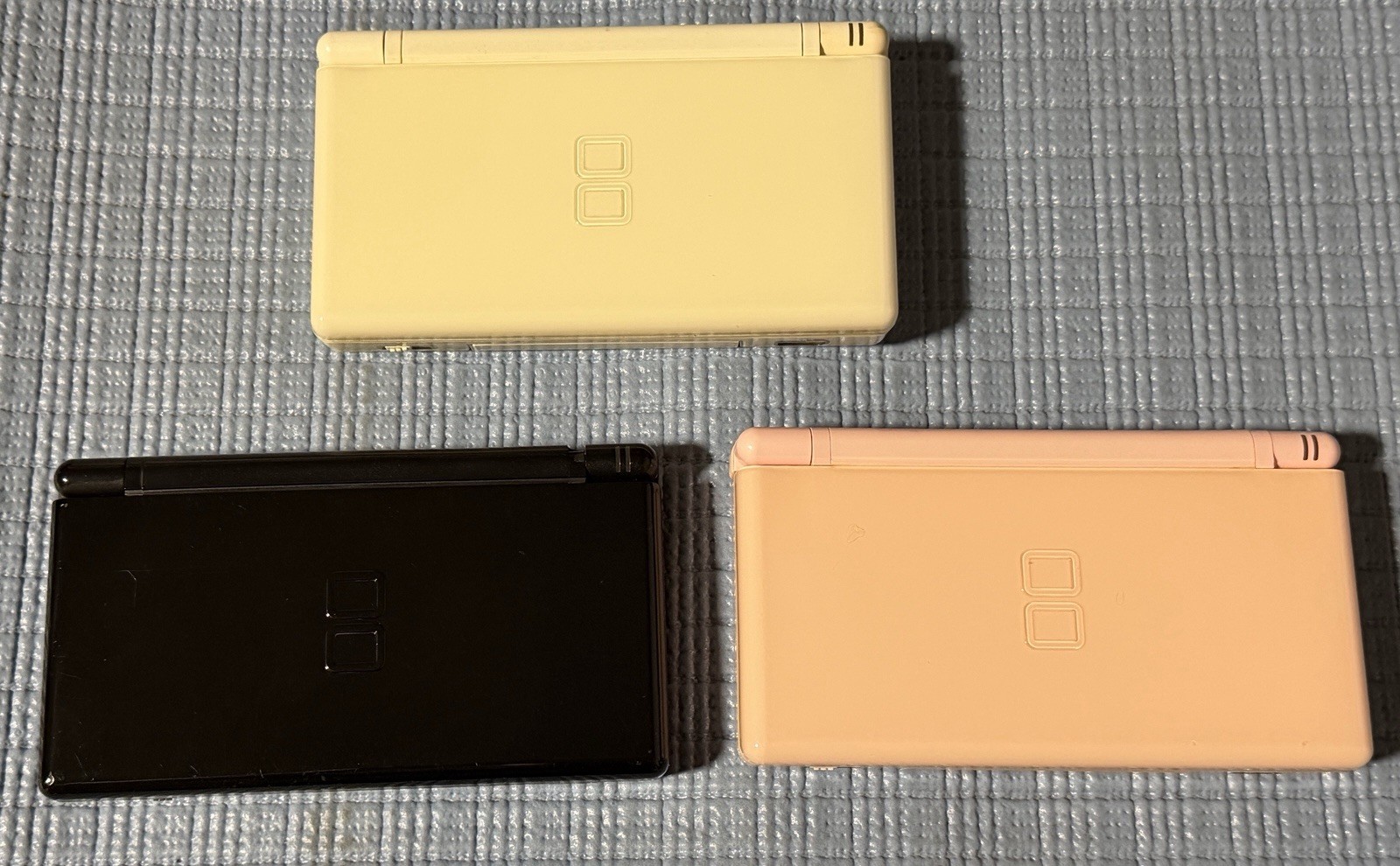 3 Nintendo DS Lite Console USG-001 – Coral Pink White Black Good Condition JAP