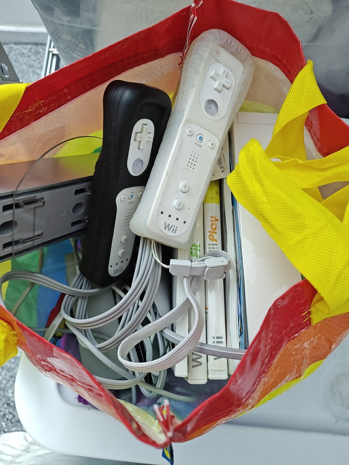 Nintendo Wii Console Bundle White RVL-001 Zelda Donkey Kong Wii Sports Play Fit