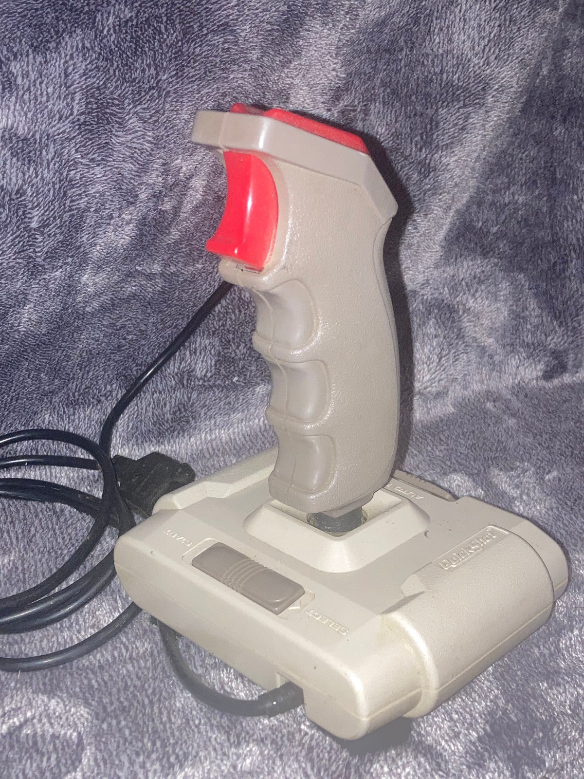 Nintendo NES Bundle ; Console, Controller, Advantage, Joystick, Zapper and Game