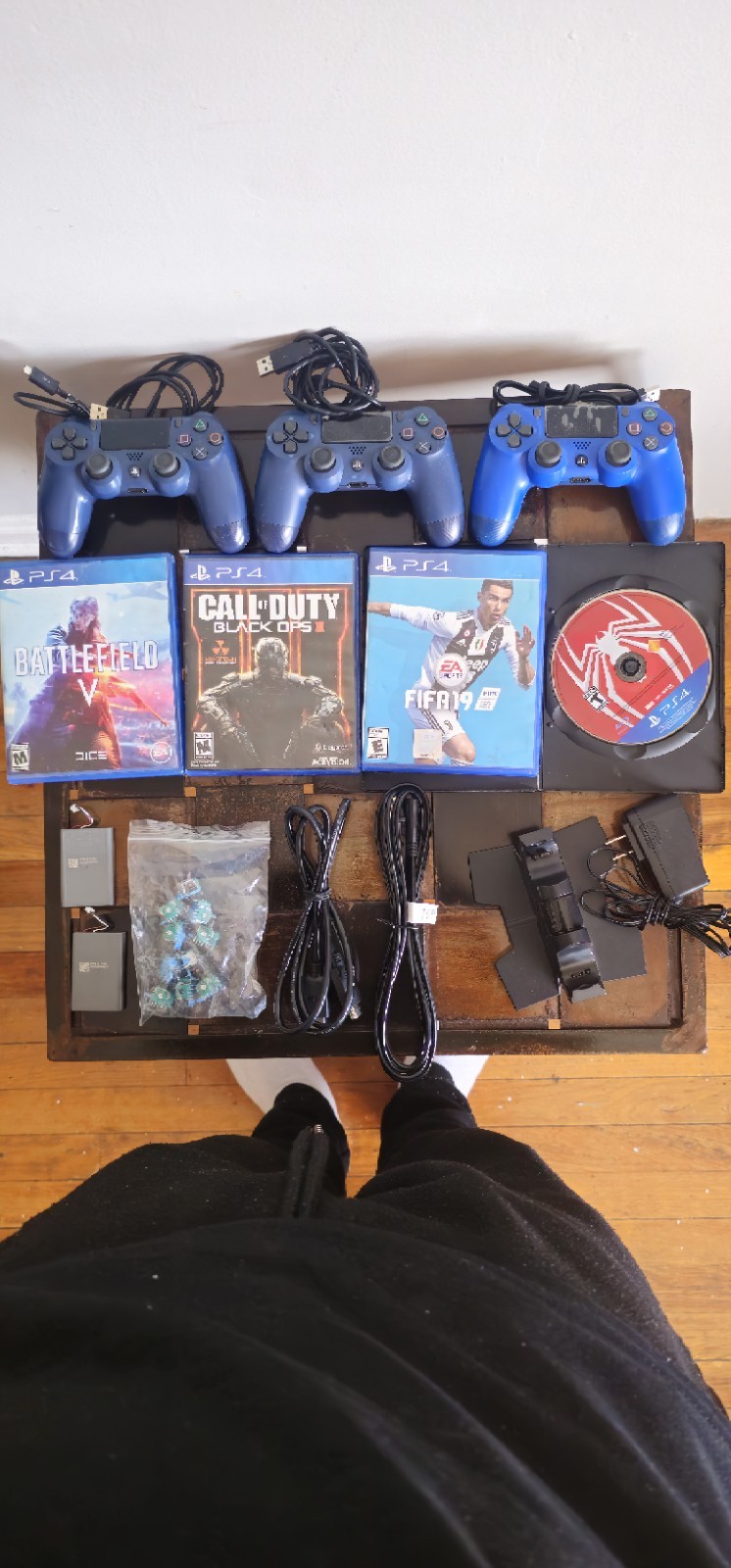 PS4 Pro FOR PARTS/REPAIR Bundle – 3 Controllers, Spider-Man, Games, Missing PSU