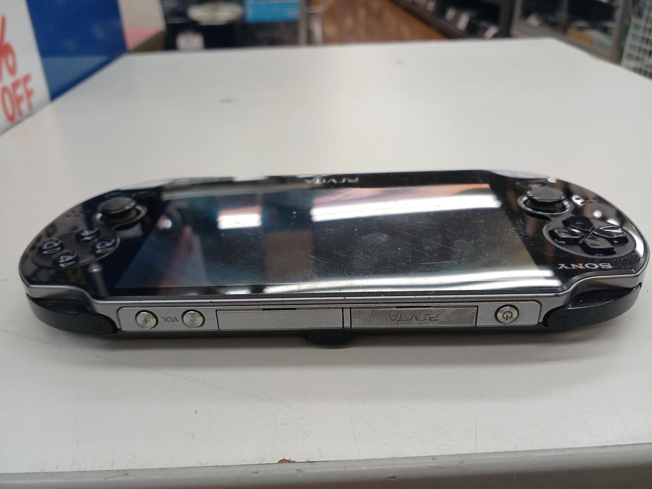 Sony PS Vita PCH-1000 ZA01 Handheld Console Black Used