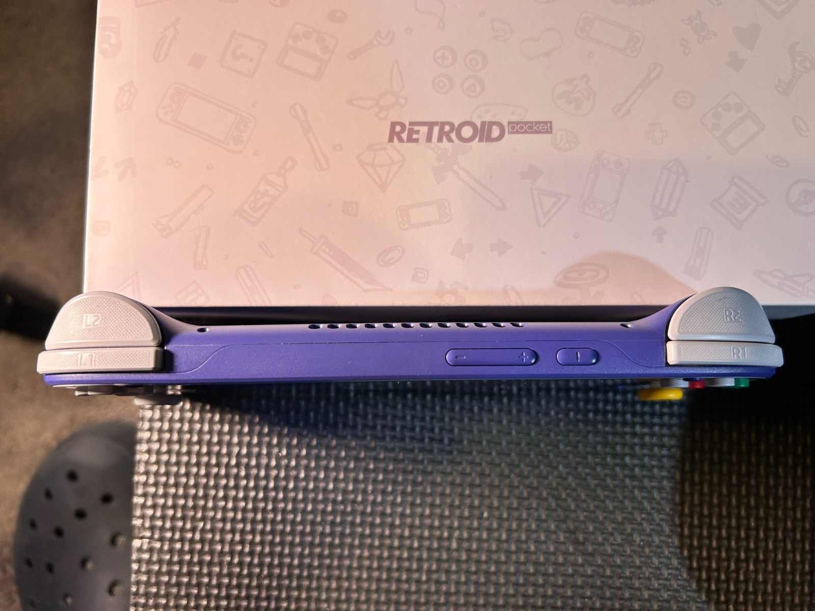 RETROID POCKET 5 (PURPLE) 8GB/128GB (FREE CASE AND GRIP) MUST BE SET UP (GXRG)