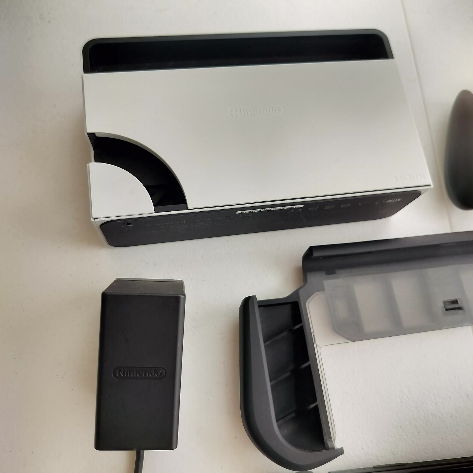 Nintendo Switch OLED HEG-001 64GB White + Dock And Accessories + Excellent Shape