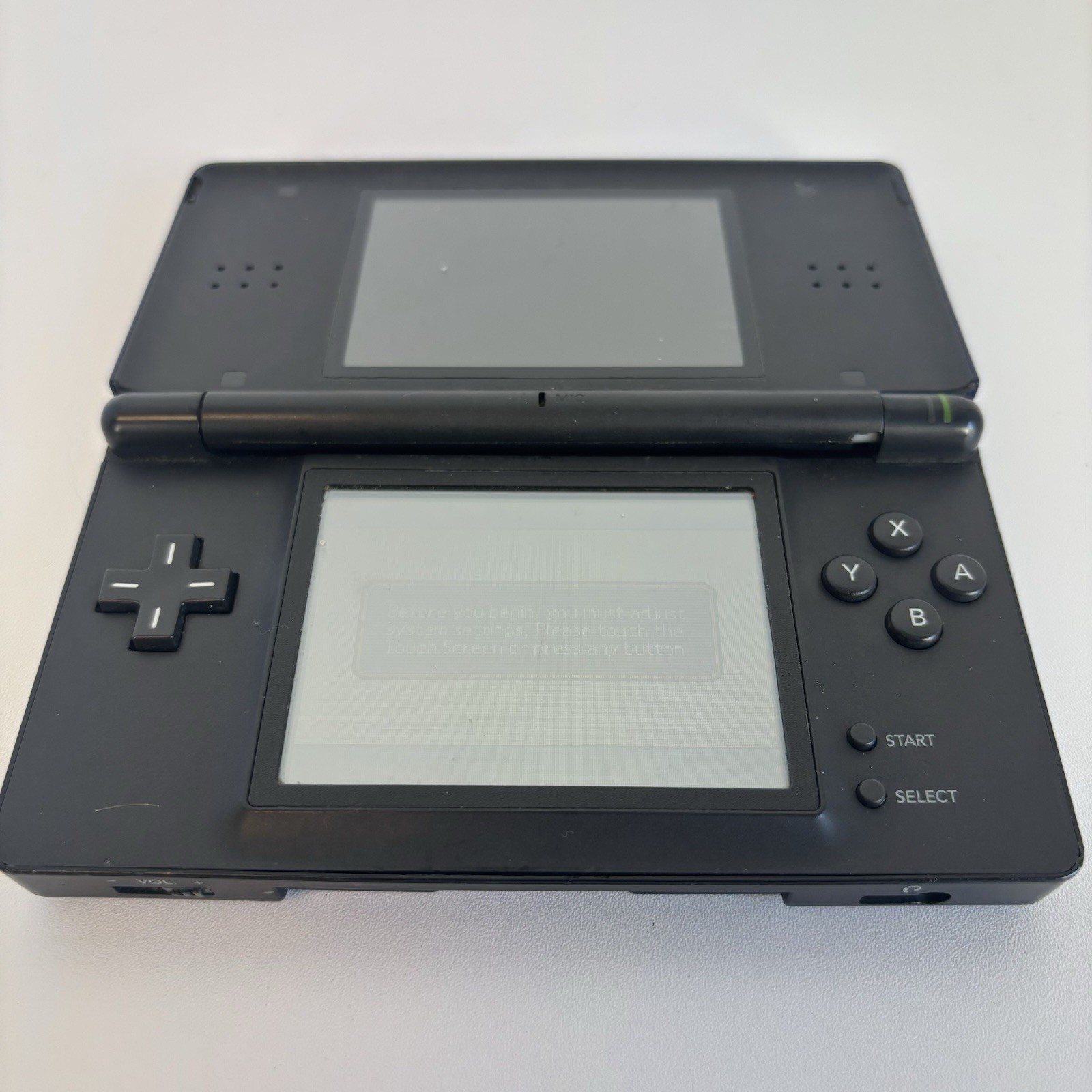 Nintendo DS Lite Handheld System – Blue/ Black POWERS ON