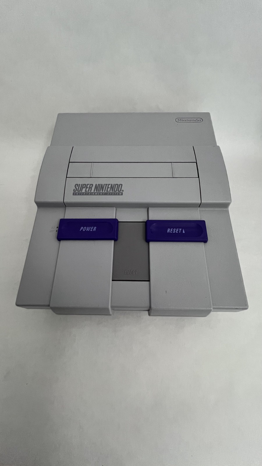 Super Nintendo Console with 2 Controllers, everything works!