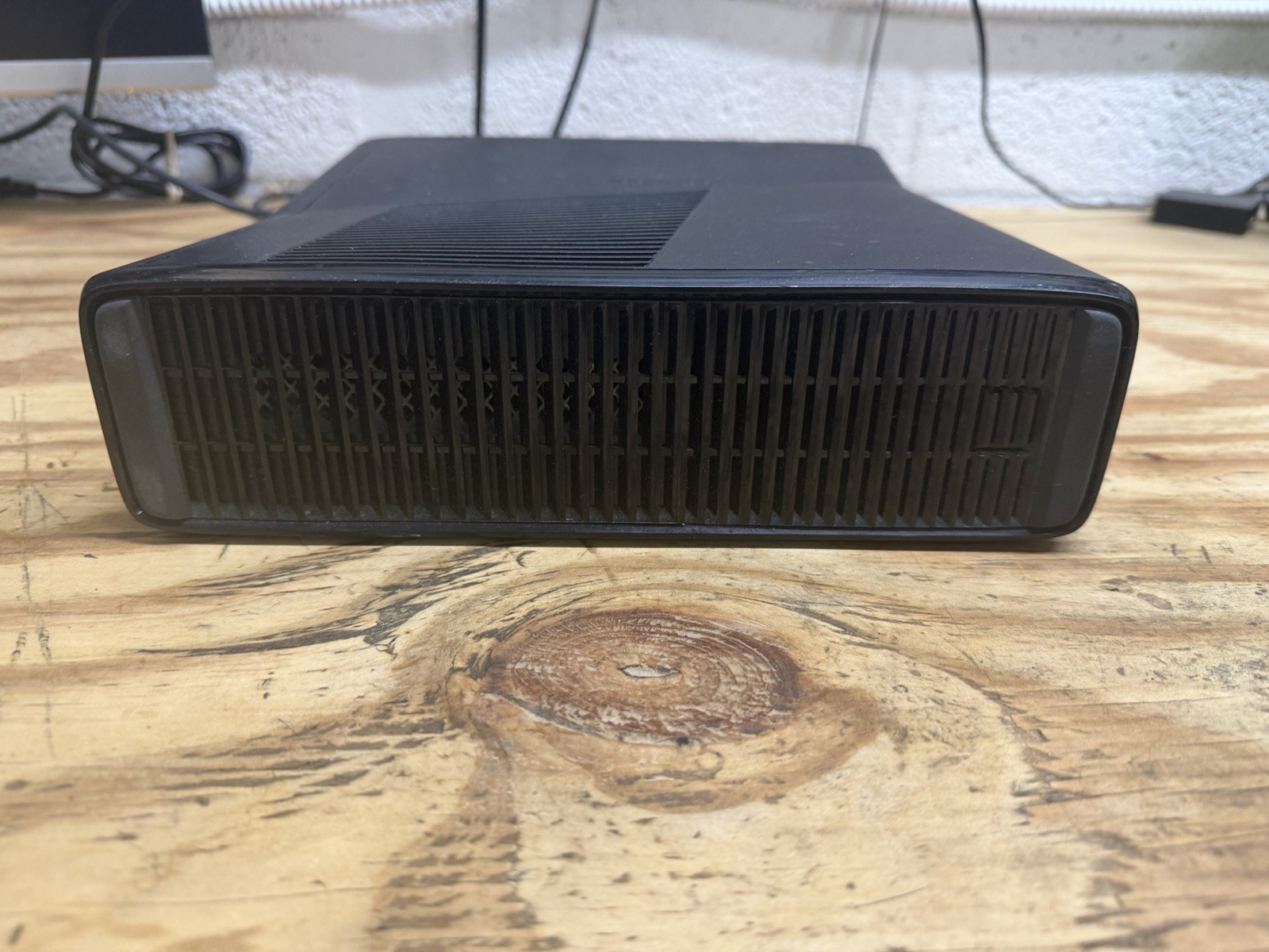Xbox 360S Glossy Black Console Model 1439 Tested and Working No Hard Drive READ