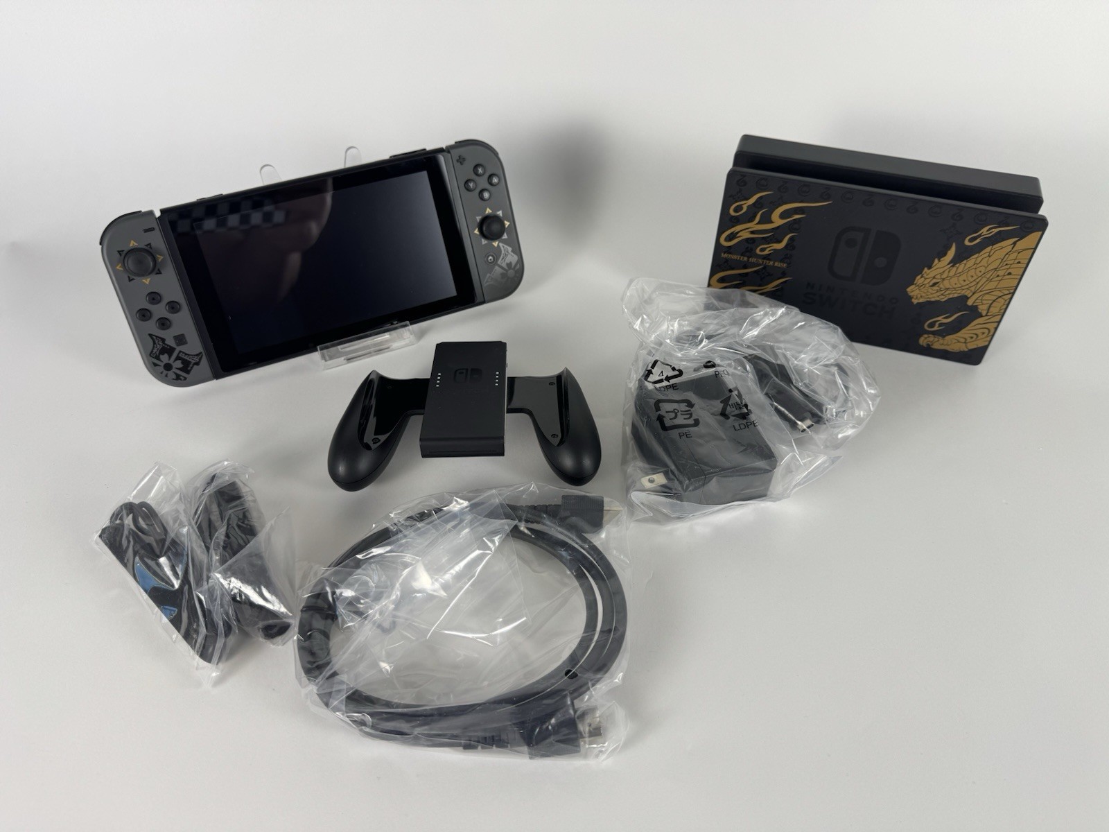 Monster Hunter Rise – Special Edition Nintendo Switch console – Complete in Box