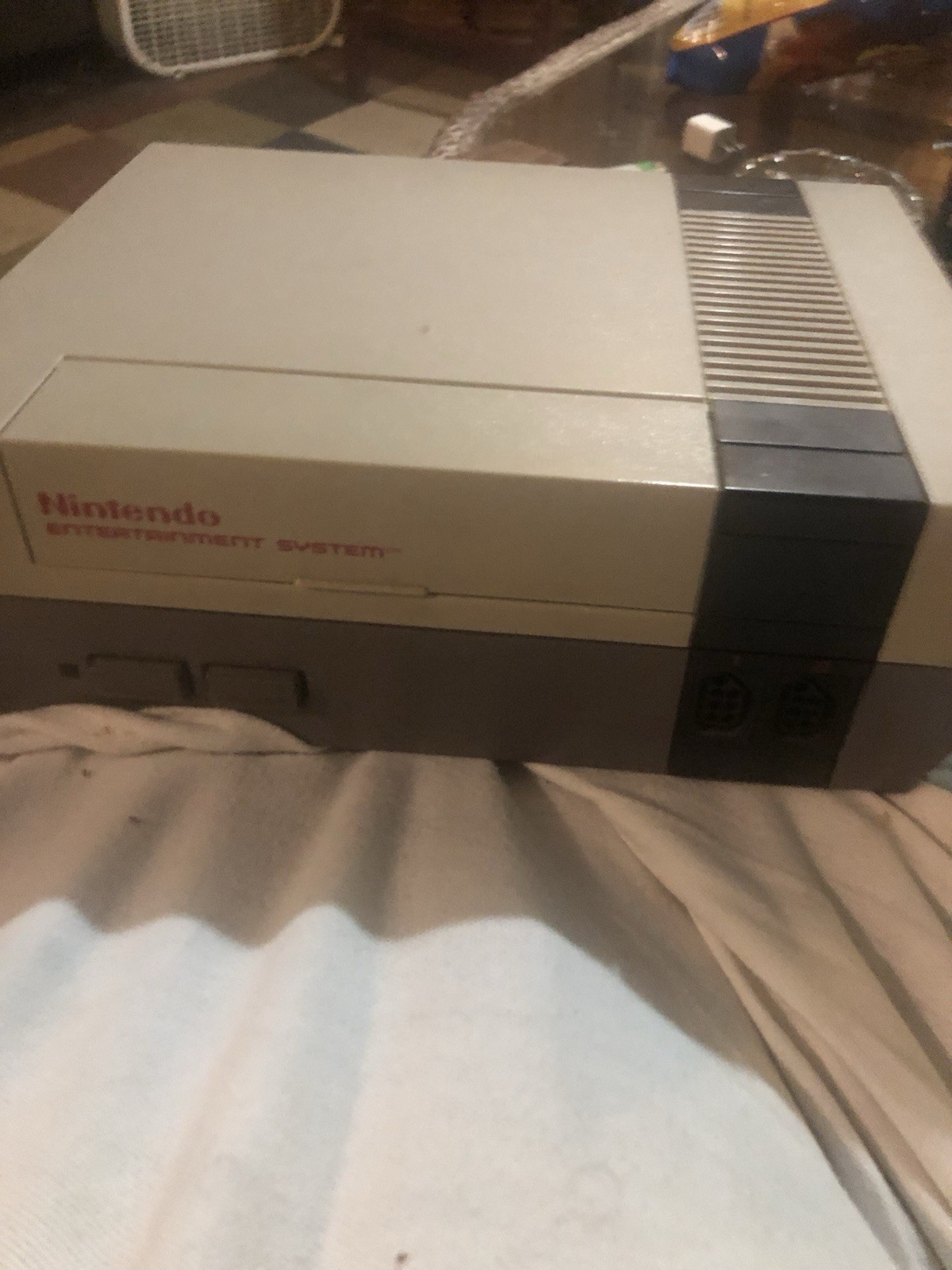 Nintendo Entertainment System NES Console – Gray (NES-001)