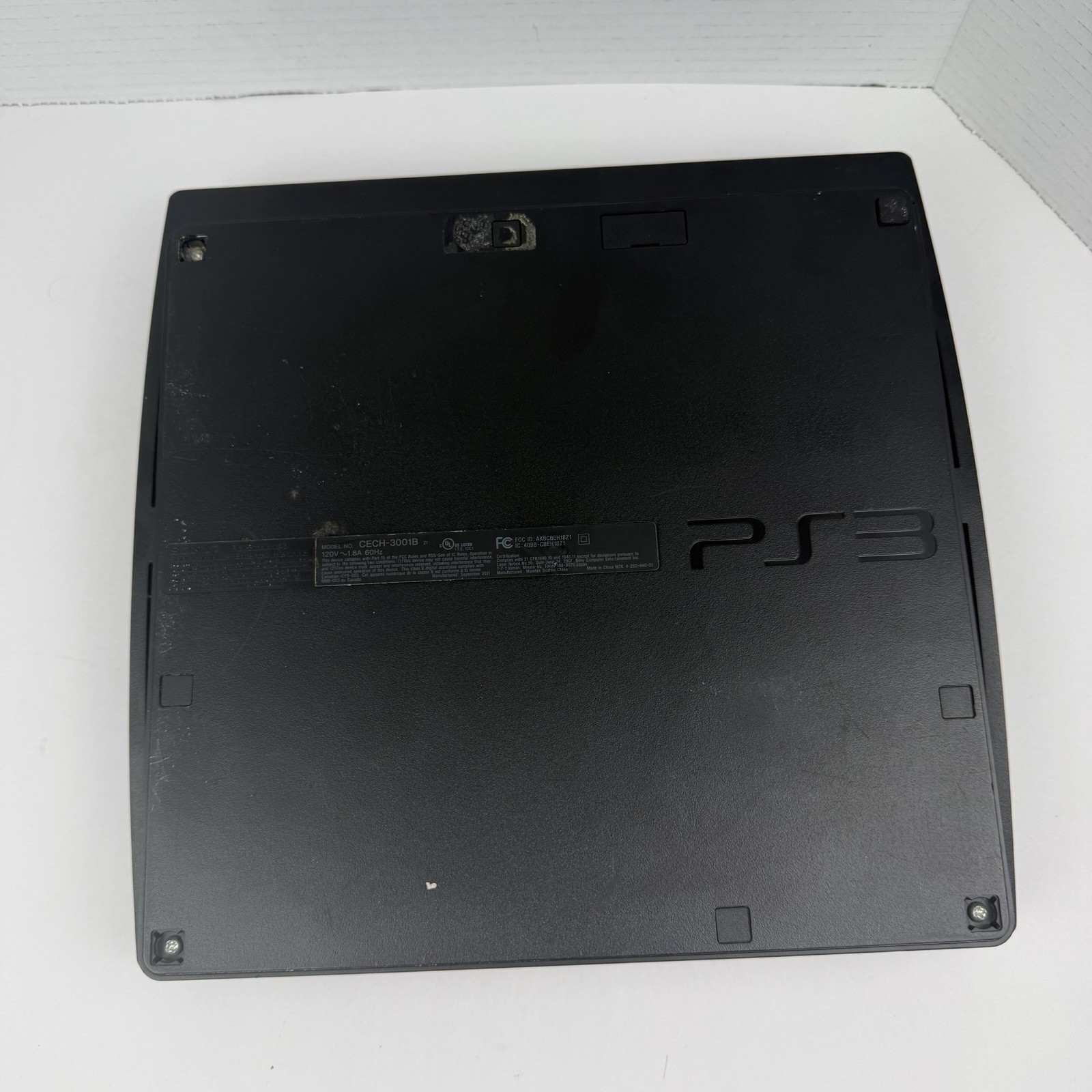 Sony PlayStation 3 PS3 Slim Console 320GB (3001B) w/Controller & Cables Working!