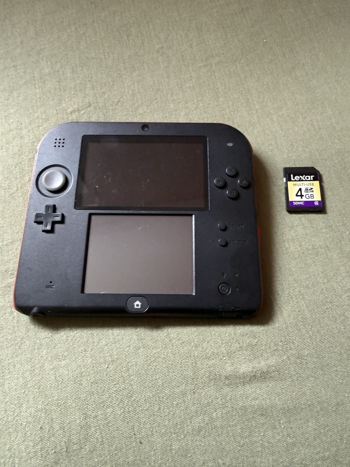 Nintendo 2DS FTR-001 Black/Red Wi-Fi Handheld System 4GB Region Free.