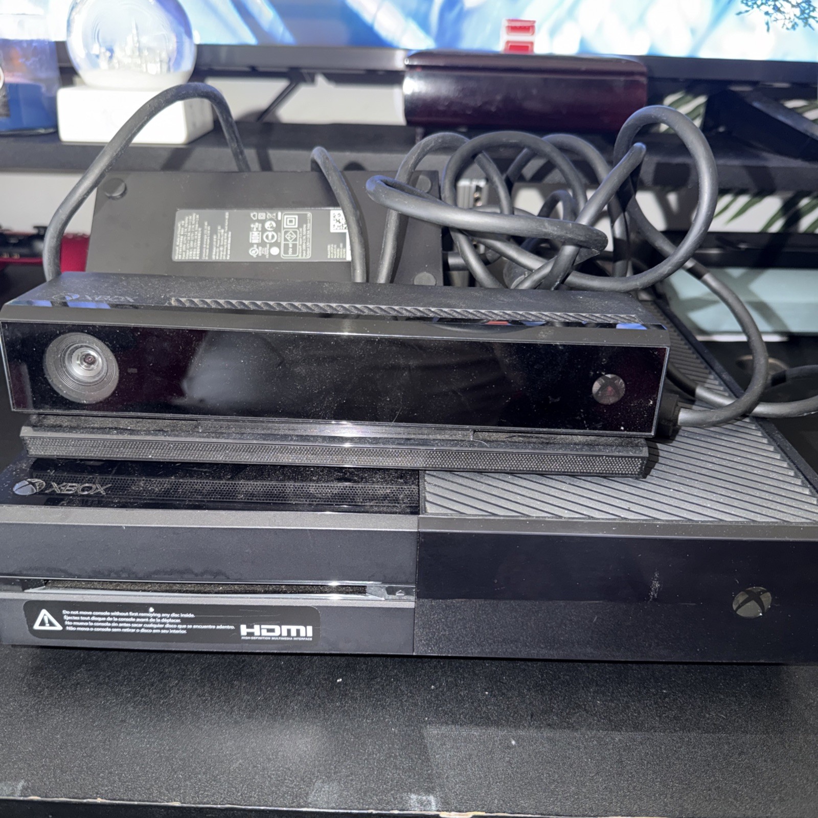Microsoft Xbox One Kinect Bundle 500GB Black Console (7UV-00239)