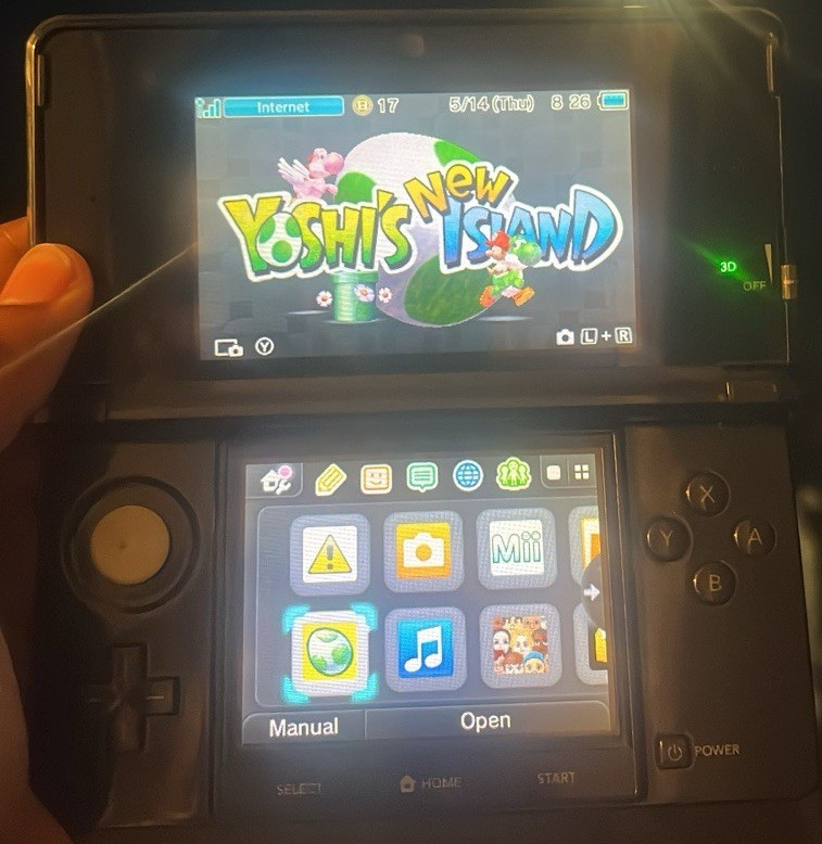 Nintendo 3DS Black Handheld System 3D Wi-Fi 2GB NTSC-U/C CTR-001
