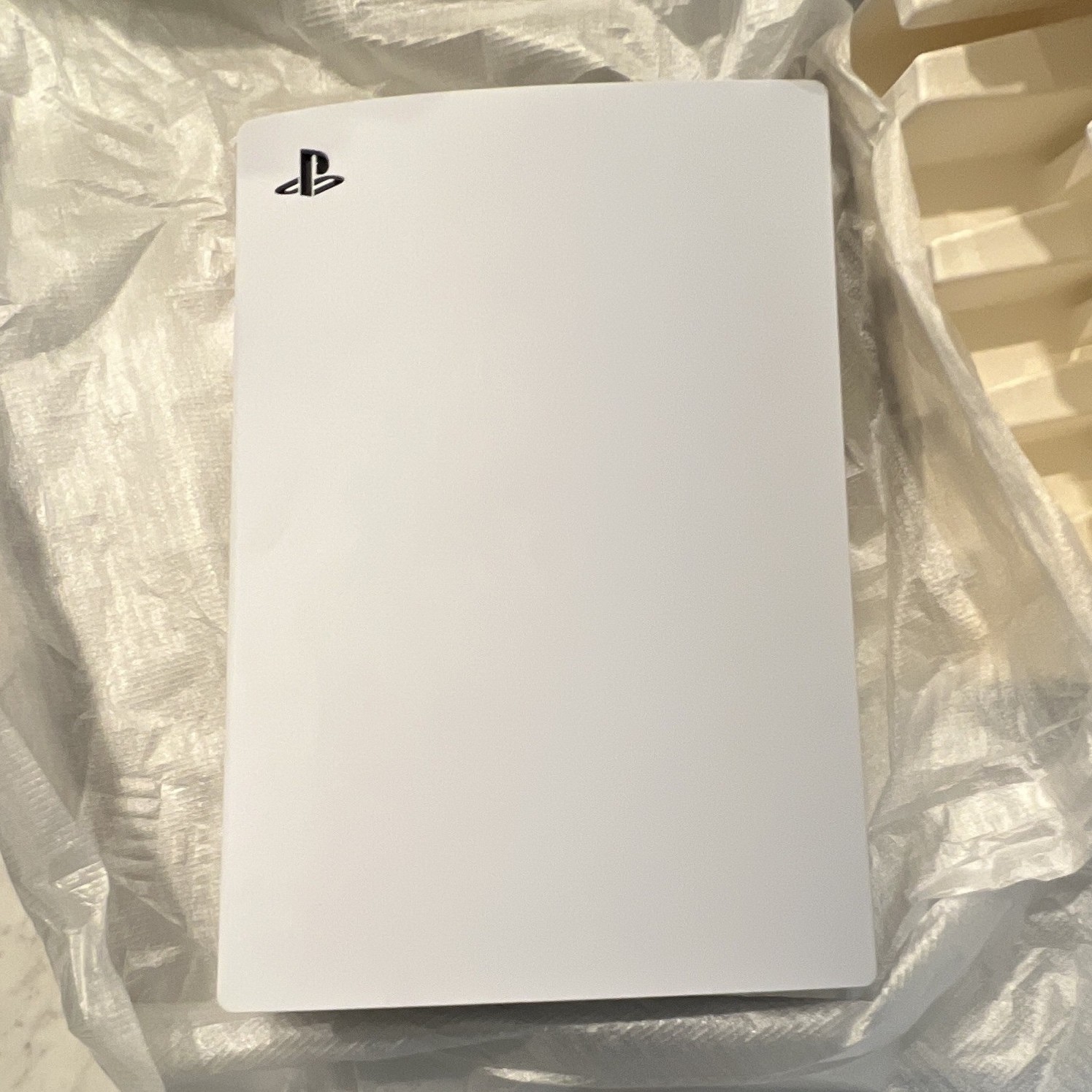 Sony PlayStation 5 PS5 God of War Ragnarök Bundle 825GB 4K HDR CFI-1215A